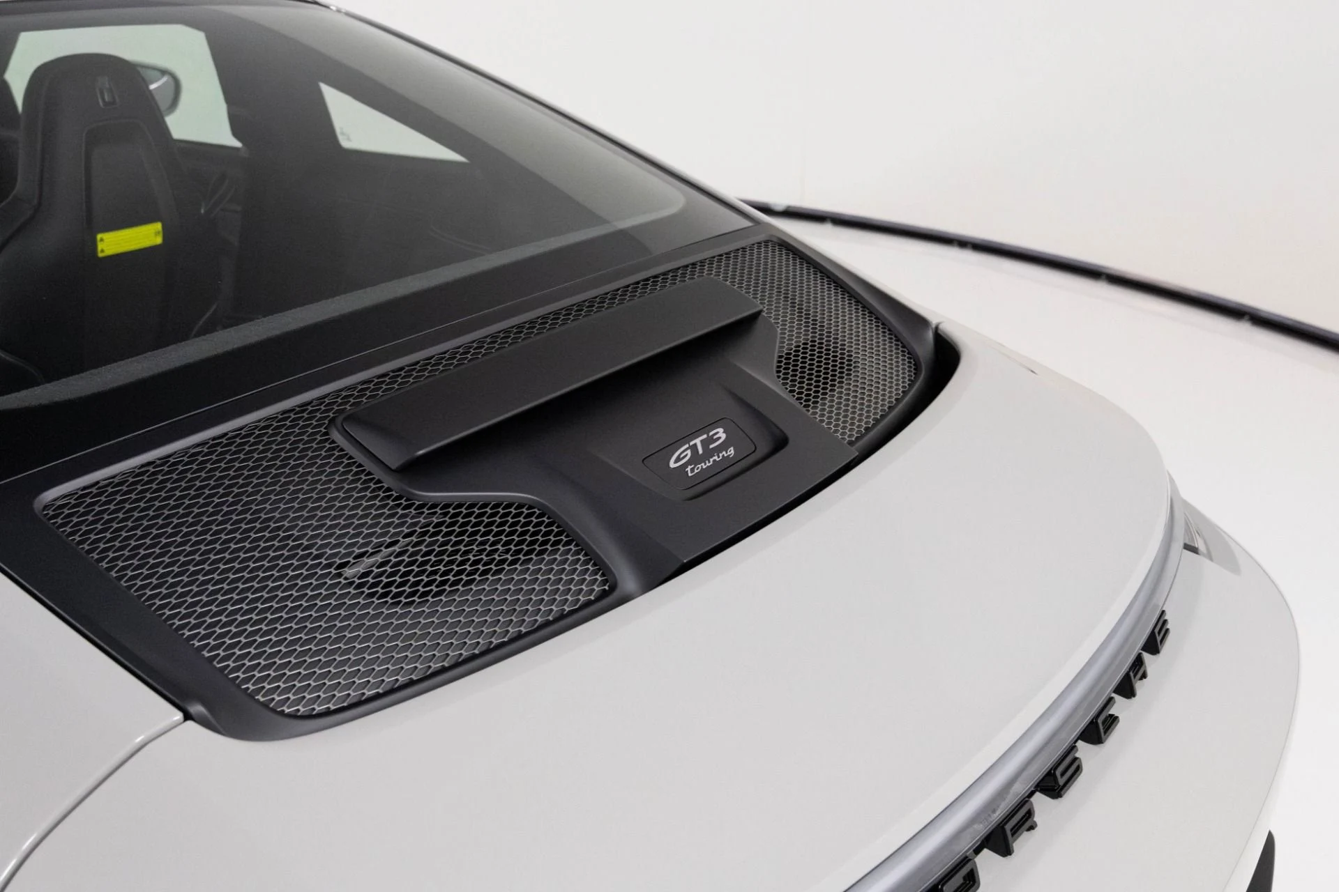 mph073_725708089_Used_2024_Porsche_911_GT_3_Touring_1761003677_ae4b4c108f