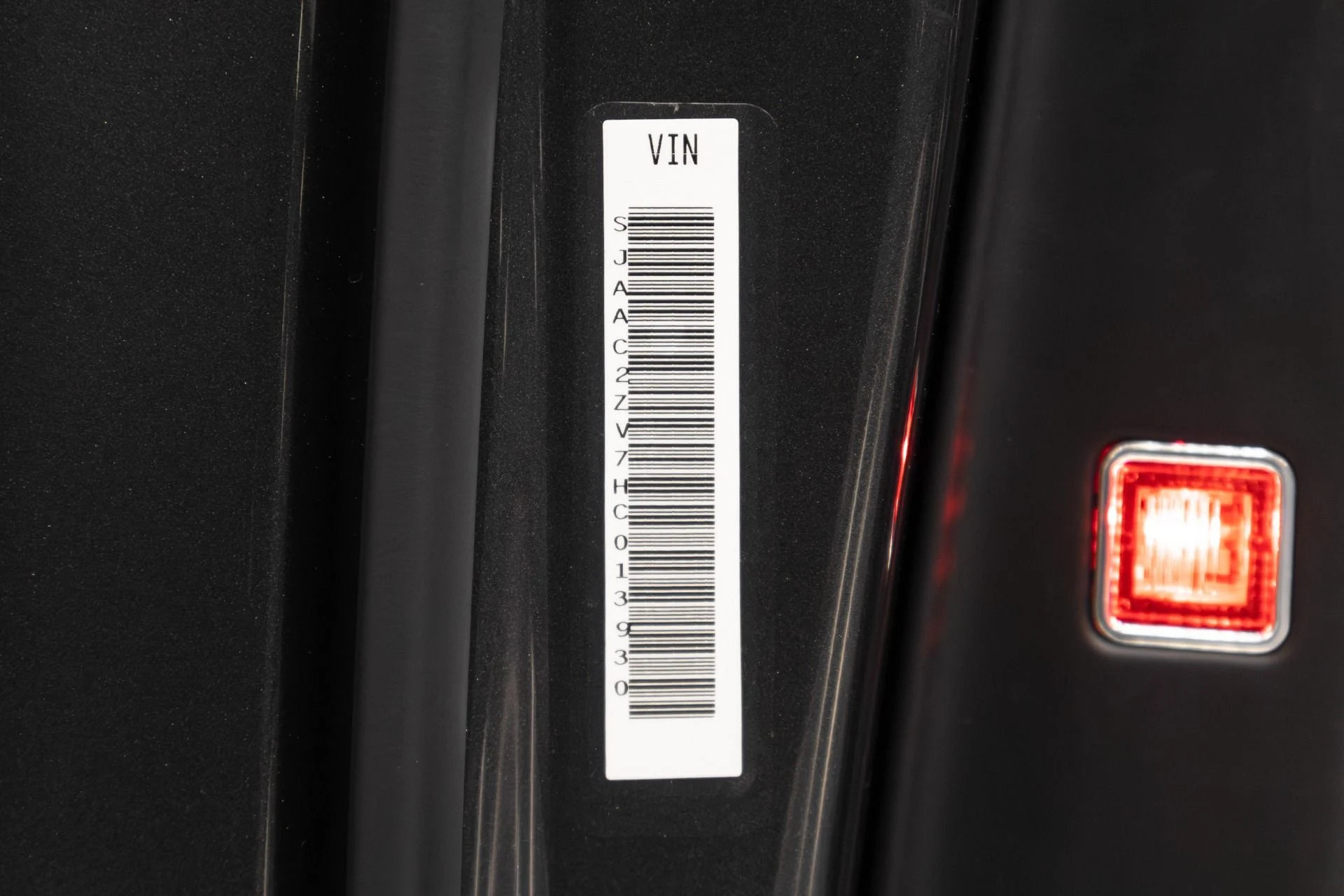 mph073_808446069_Used_2017_Bentley_Bentayga_W12_1763489562_ae4586ffdb