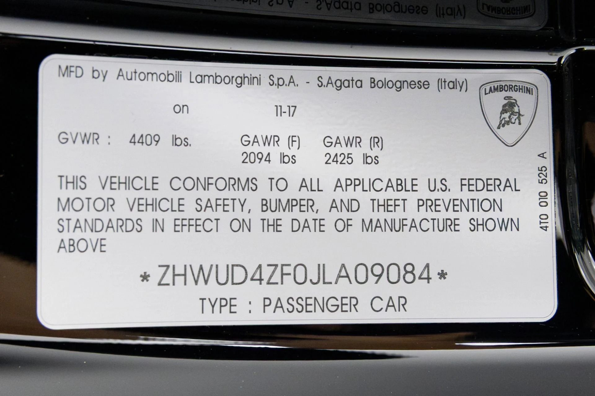mph073_889007310_Used_2018_Lamborghini_Huracan_Performante_1762565942_322c28cb89