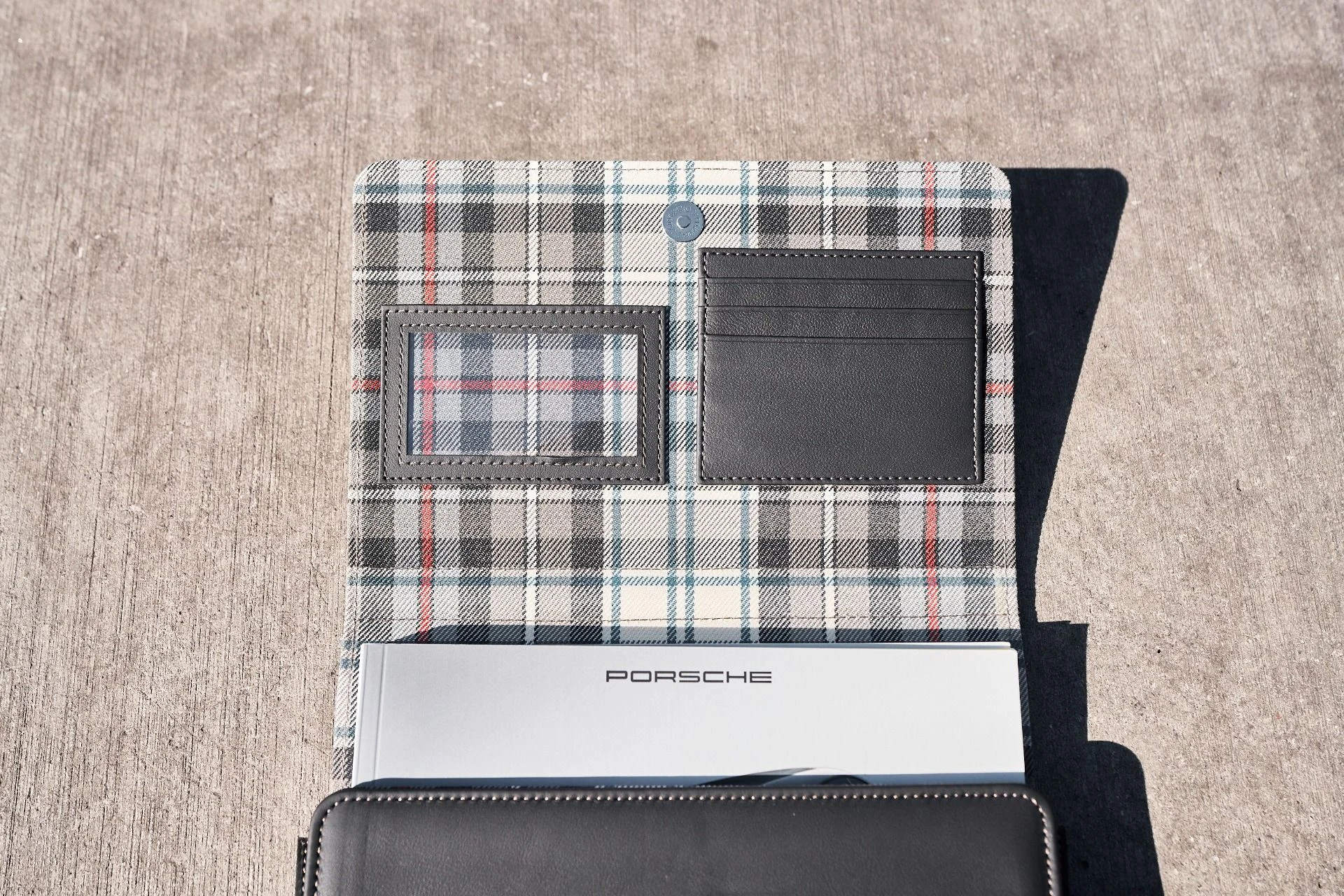 mph073_892642138_Used_2025_Porsche_911_Turbo_S_1763075493_61abe37fbf