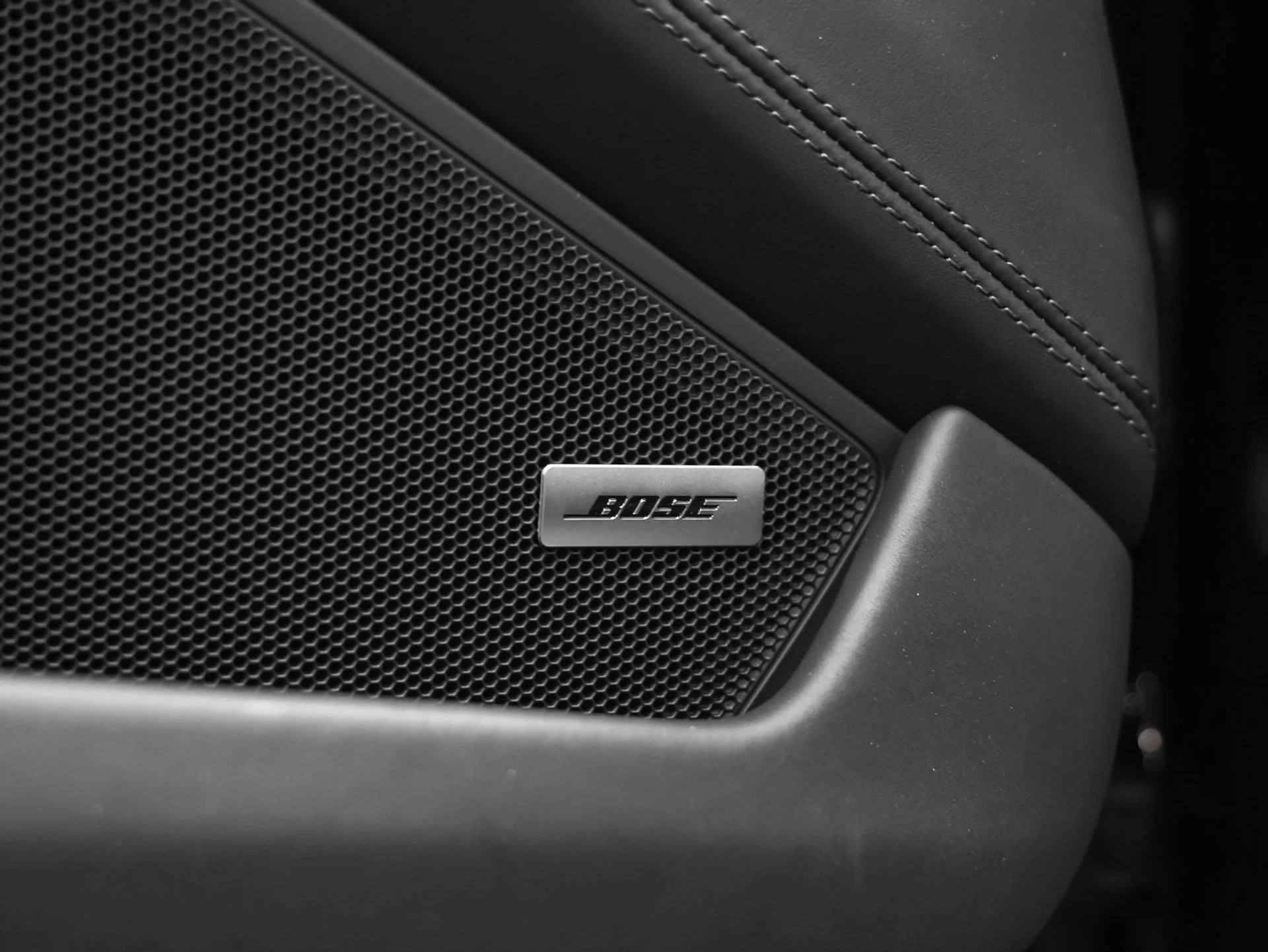 mph073_949033733_74_046fb60285