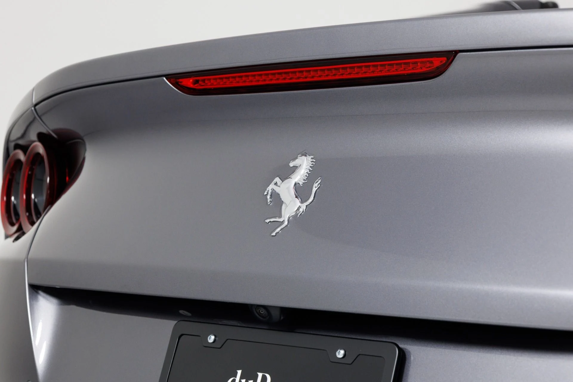 mph073_950492432_Used_2021_Ferrari_812_GTS_1778536452_1140116f99