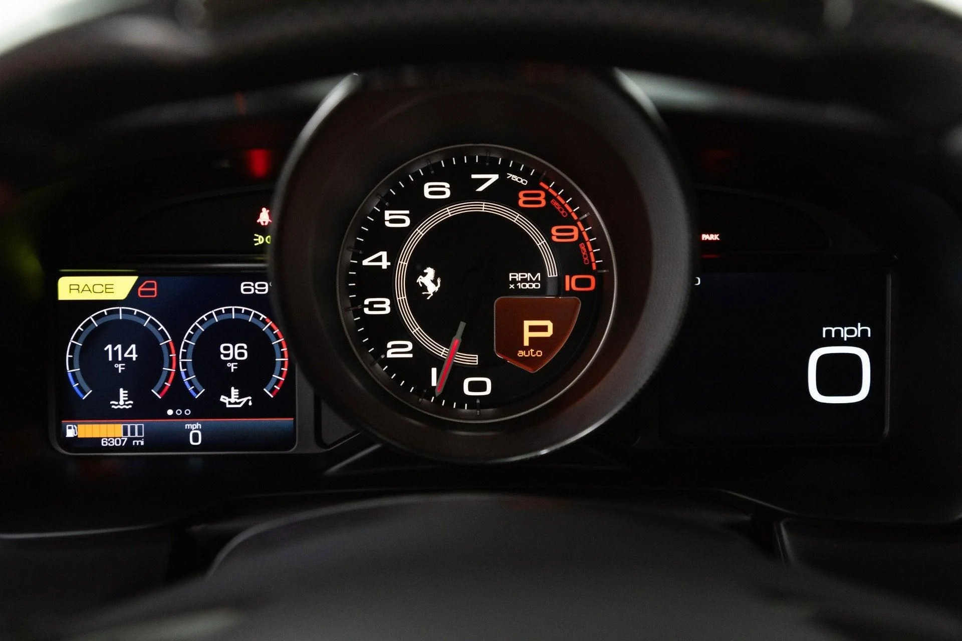 mph073_967271005_Used_2020_Ferrari_F8_Tributo_1777367328_e657fd20de