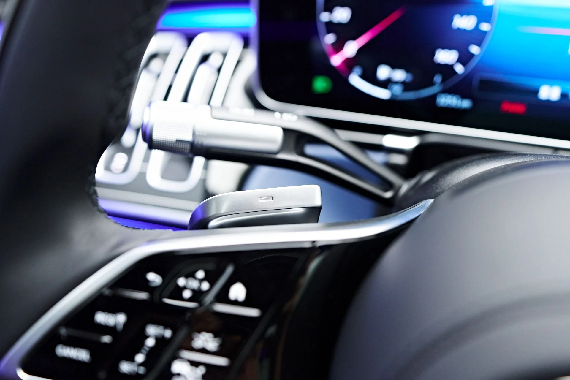 mph074_1001245234_Used_2024_Mercedes_Benz_S_Class_Maybach_S_680_1749232025_7a79bbe42e