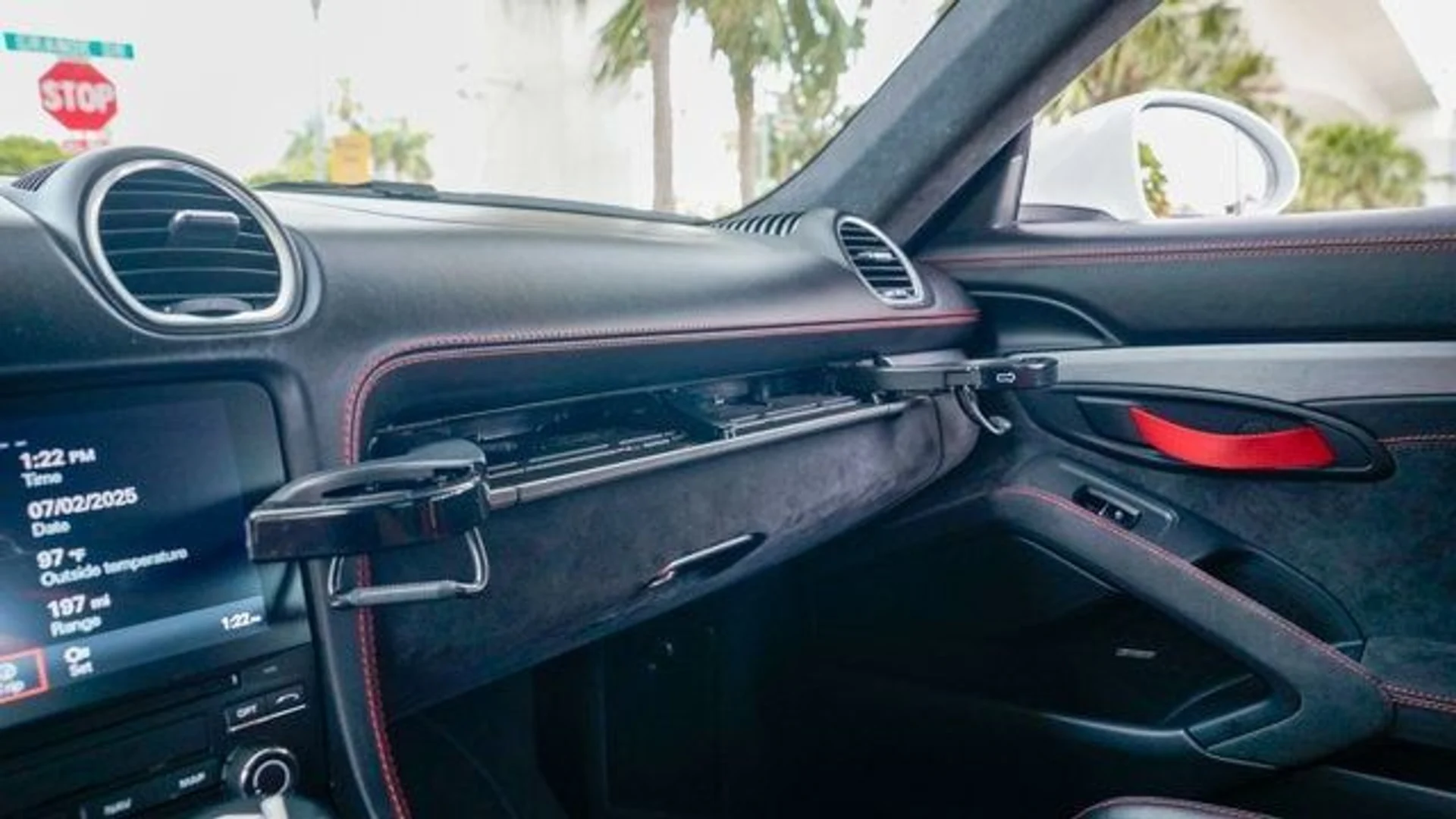 mph074_1003333715_used_2020_porsche_718_cayman_gt4coupe_14354_22875819_75_640_c13bb13b76