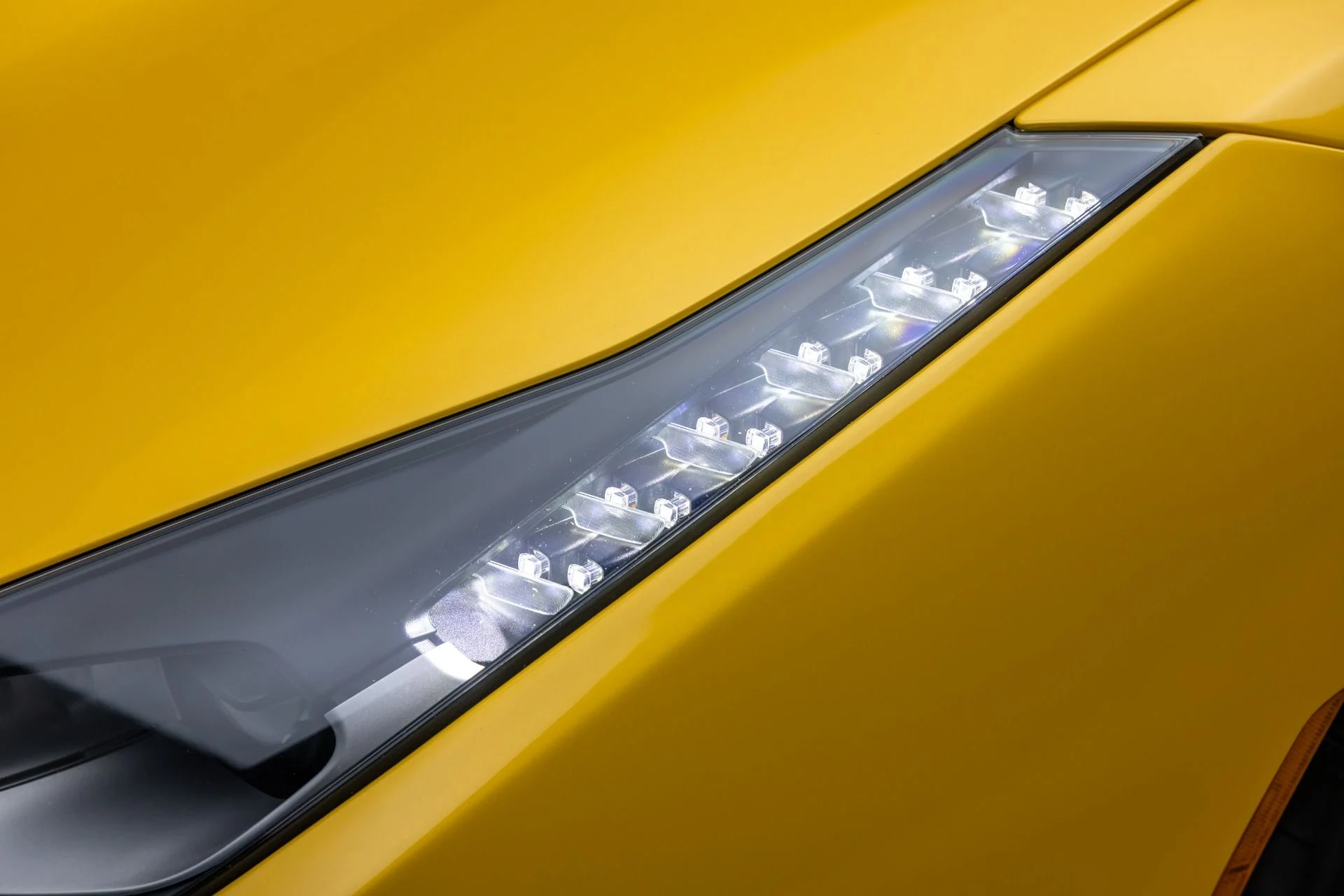 mph074_103526566_13163_p75_l_2aed47486c