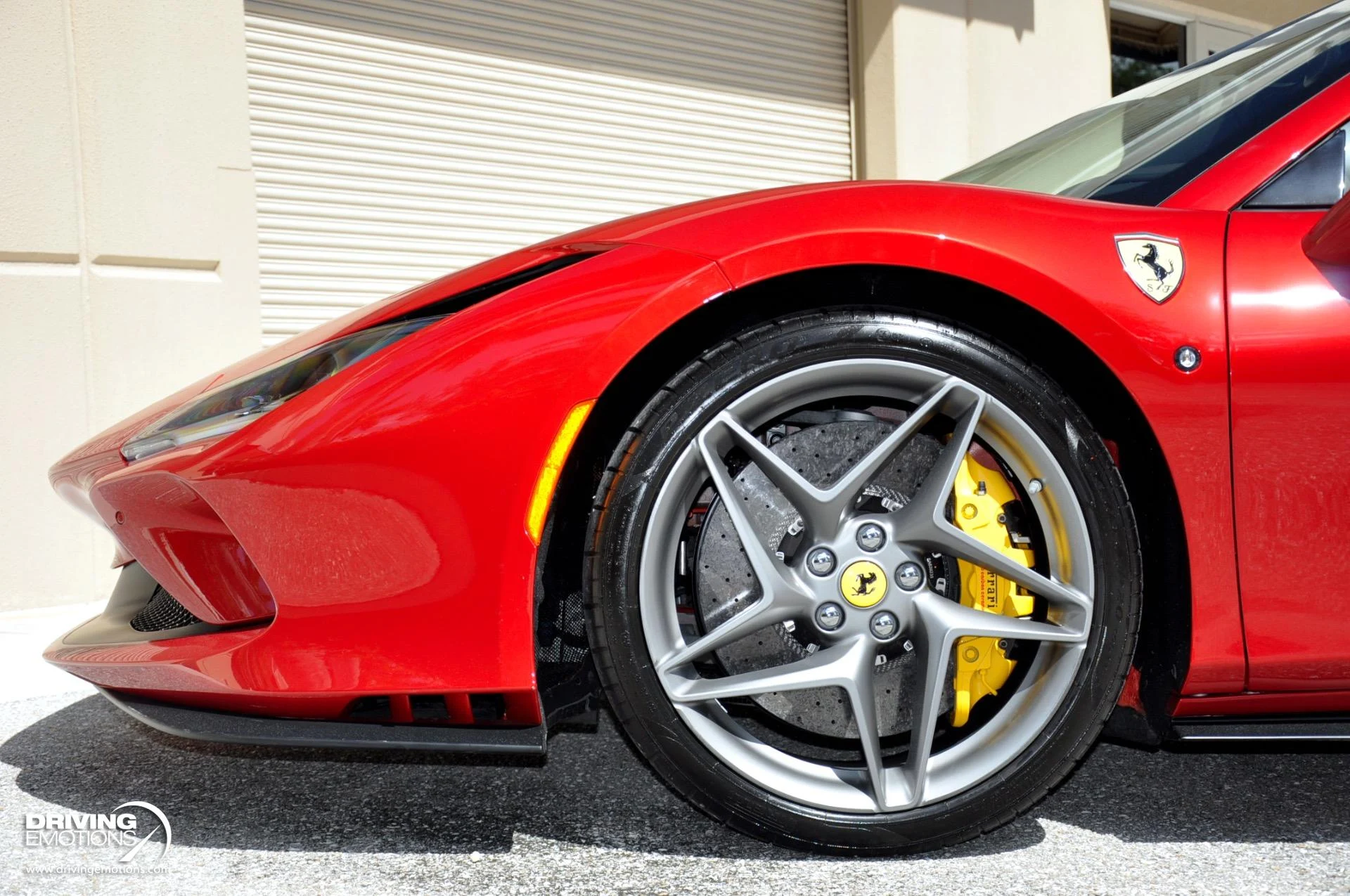 mph074_1059795952_896_p75_l_372203d505