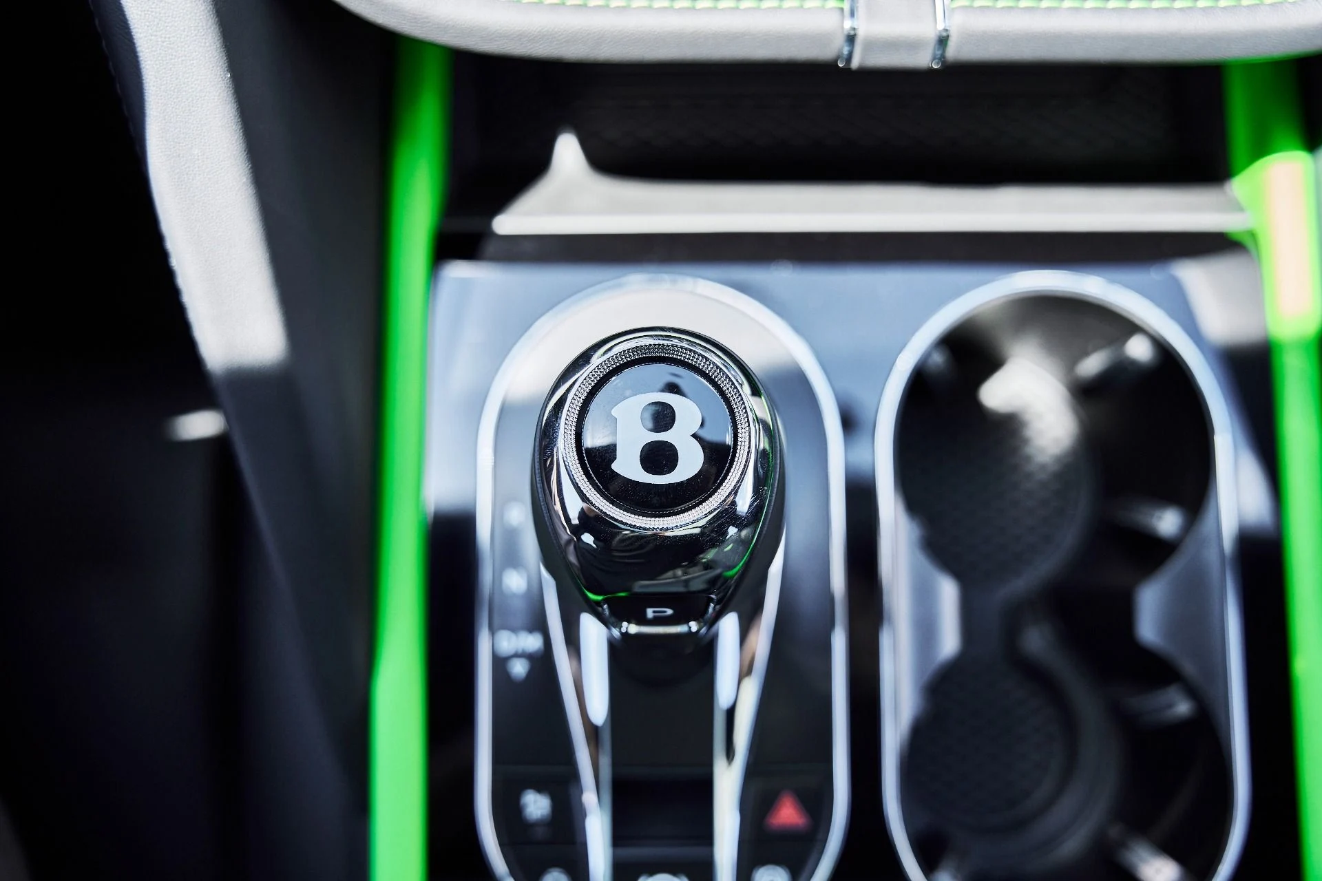 mph074_1069190106_Used_2025_Bentley_Bentayga_S_Black_Edition_1777750202_64e4ee931f