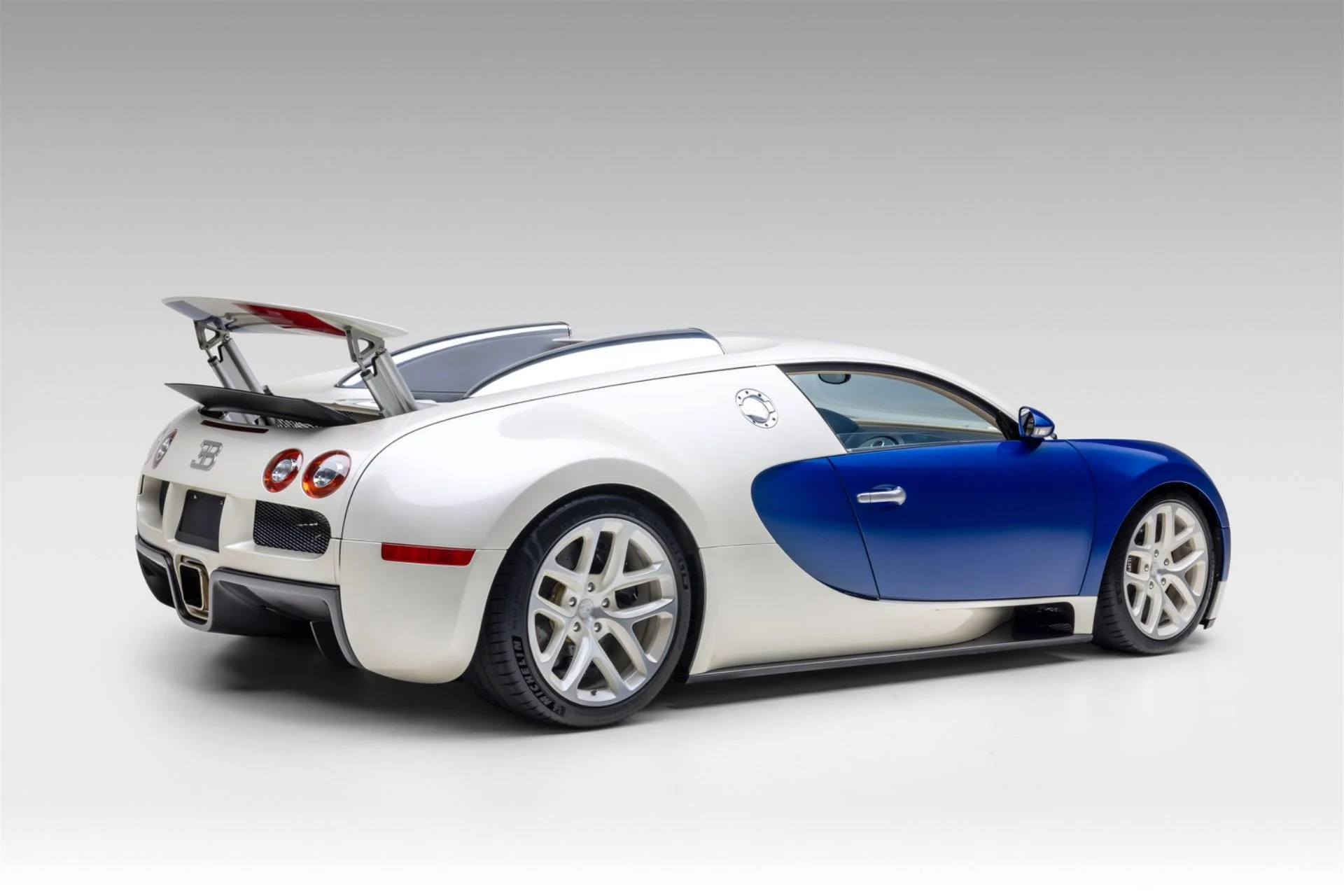 mph074_1252923818_13249_p75_l_bbaed832ec