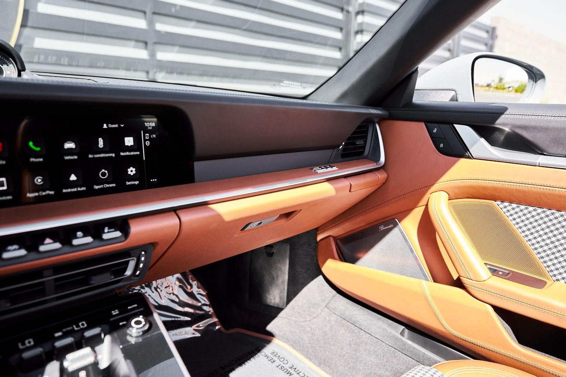 mph074_1253908682_Used_2024_Porsche_911_Turbo_S_1773968108_4414e87e9d