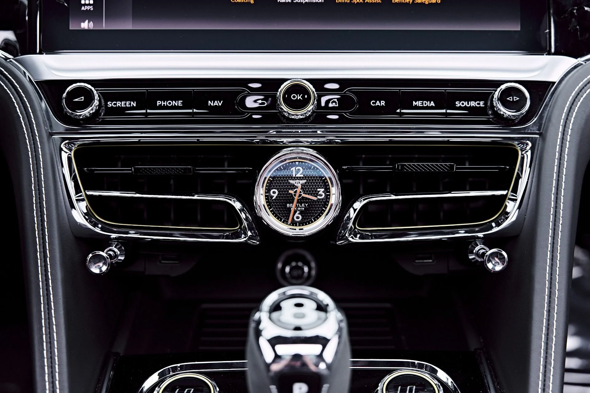 mph074_1524463394_Used_2023_Bentley_Flying_Spur_S_1784247346_96495e2edc