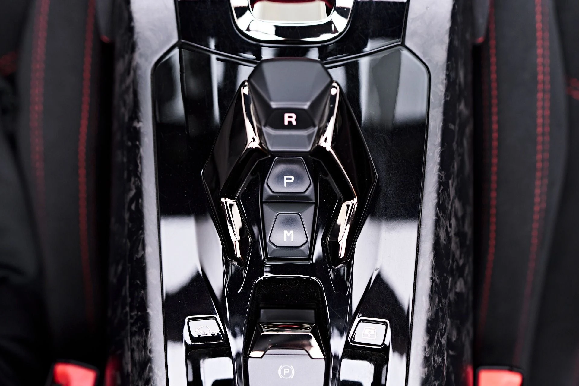 mph074_1534872045_Used_2018_Lamborghini_Huracan_Performante_1754074926_cf481b745e