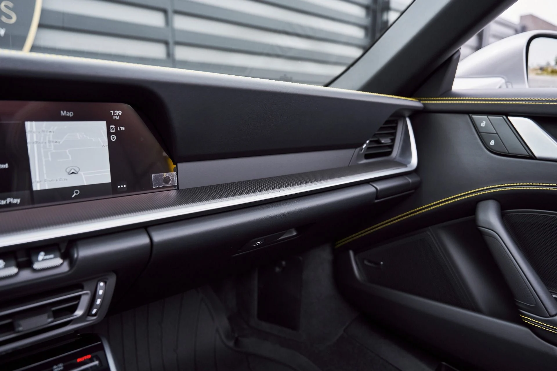 mph074_1550426222_Used_2025_Porsche_911_Turbo_S_1770776390_525cb6e57d