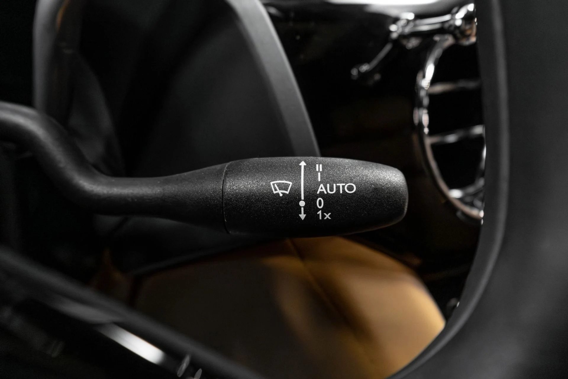 mph074_1551492364_Used_2022_Rolls_Royce_Ghost_1767138760_1df50349c9