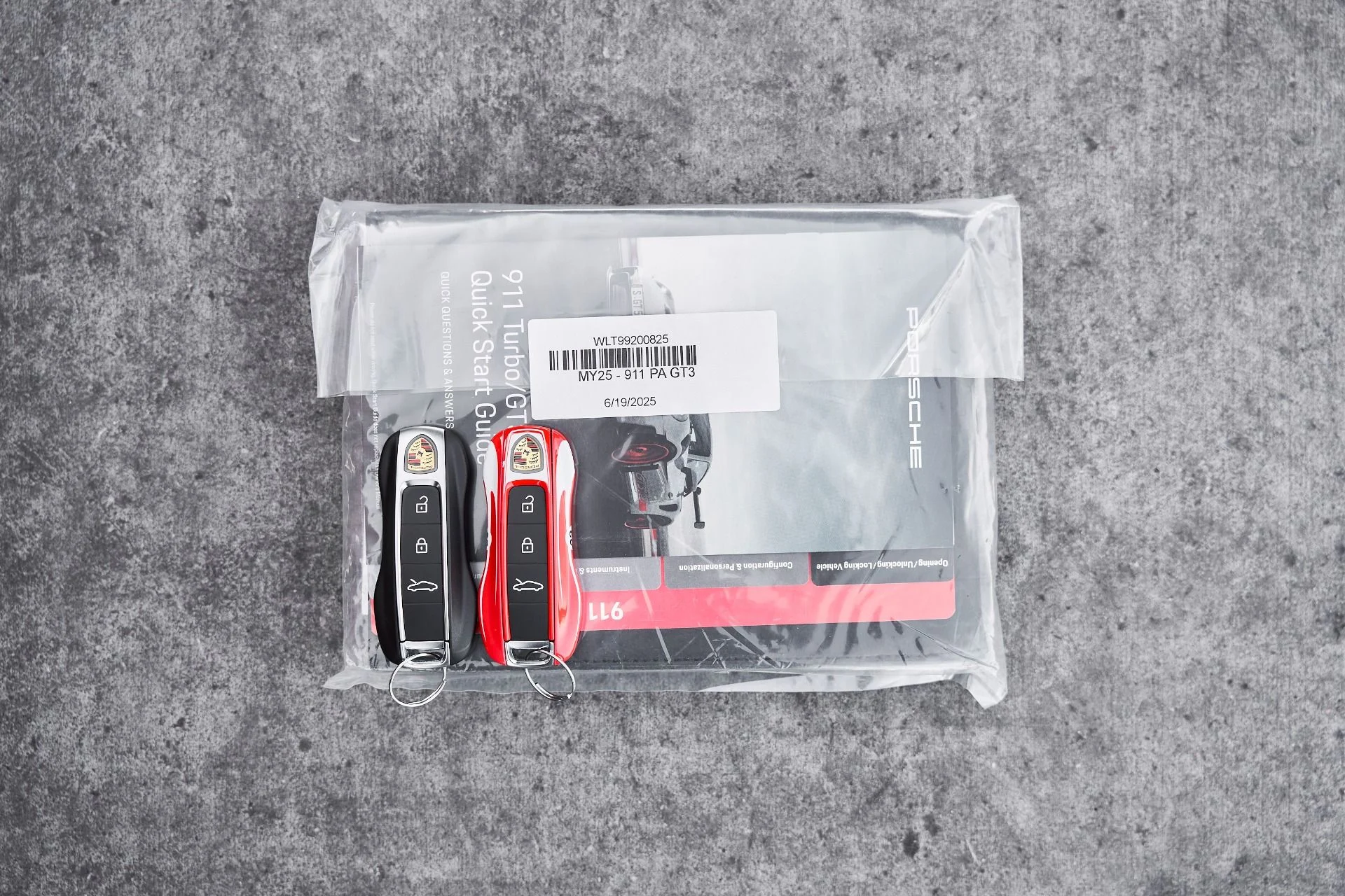 mph074_1660755432_Used_2025_Porsche_911_GT_3_1766514551_0fd4410936