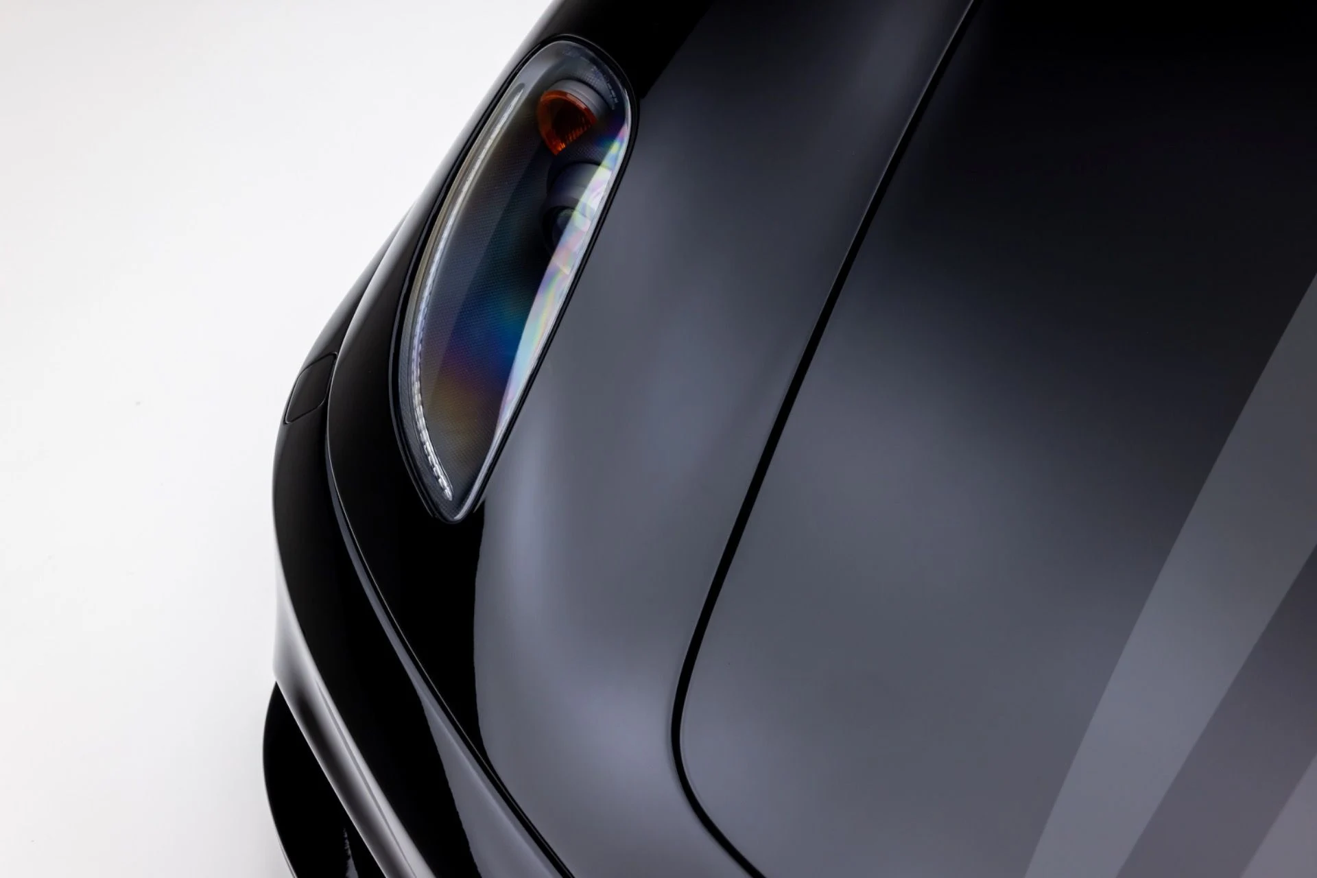 mph074_1698773535_13488_p75_l_95e0dbc3dd