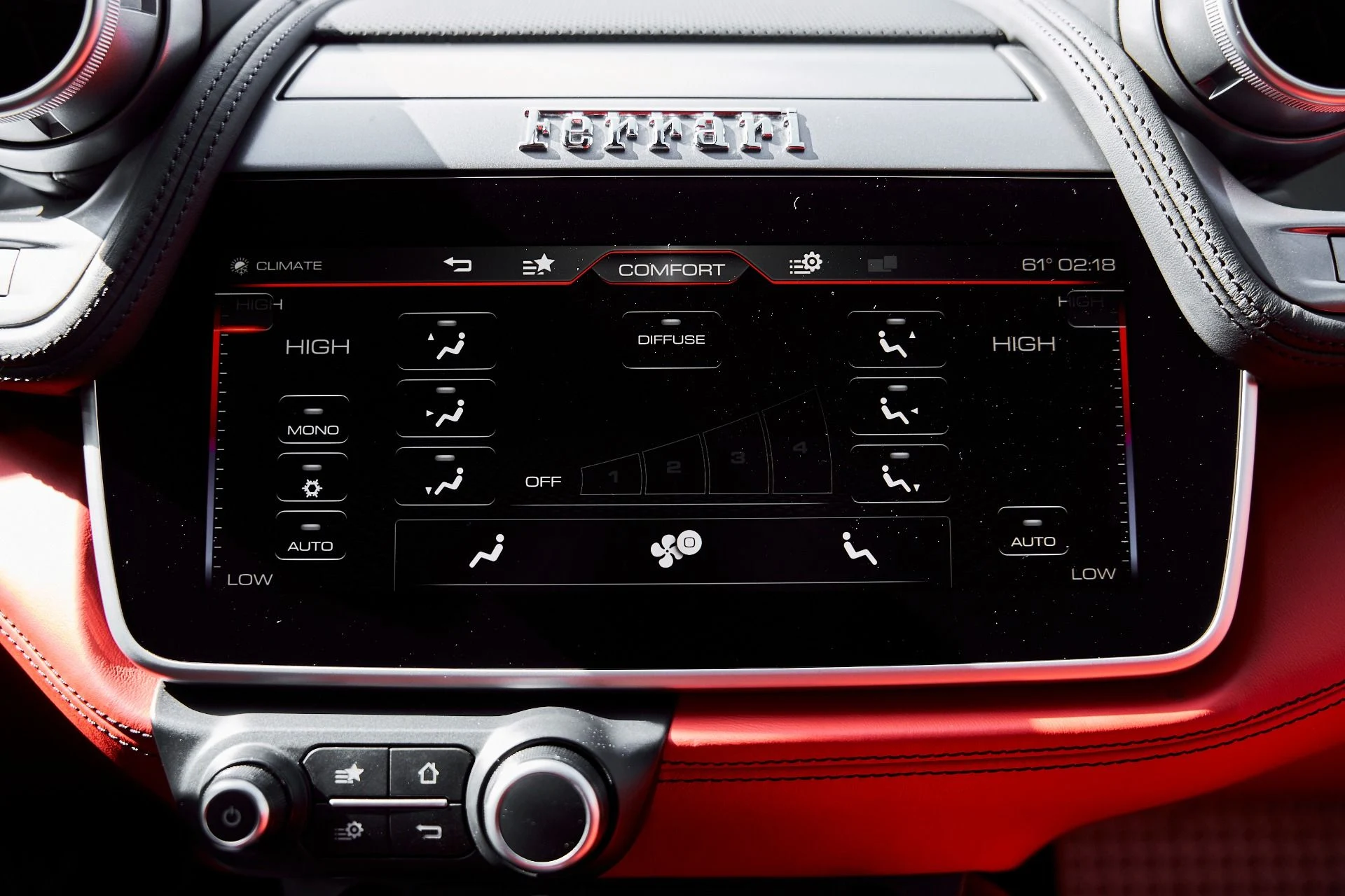 mph074_1928203745_Used_2019_Ferrari_GTC_4_Lusso_V12_1771467722_d8b24d586b