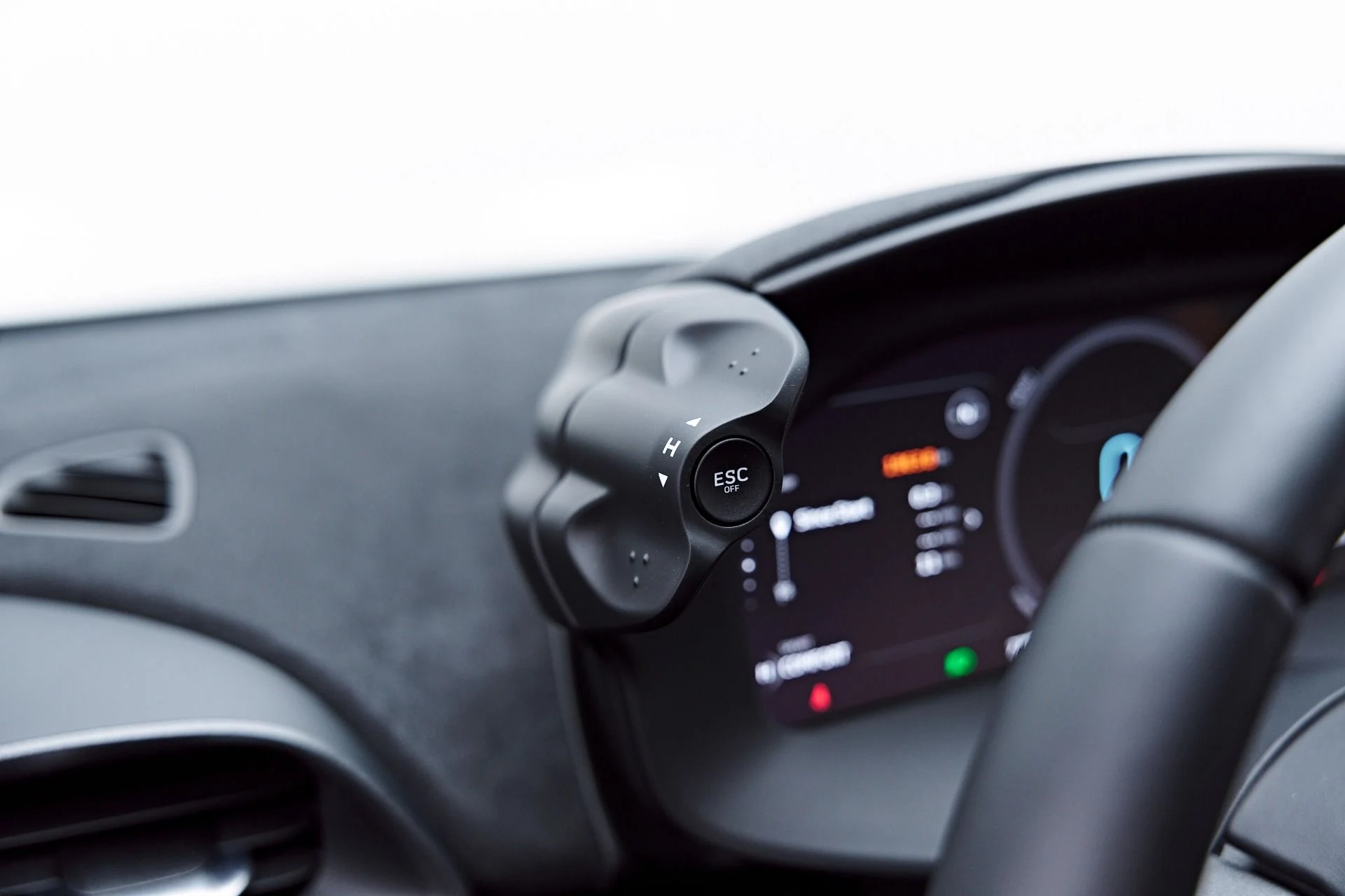 mph074_1930583358_Used_2026_Mc_Laren_Artura_Vision_1777507562_5c0679765a