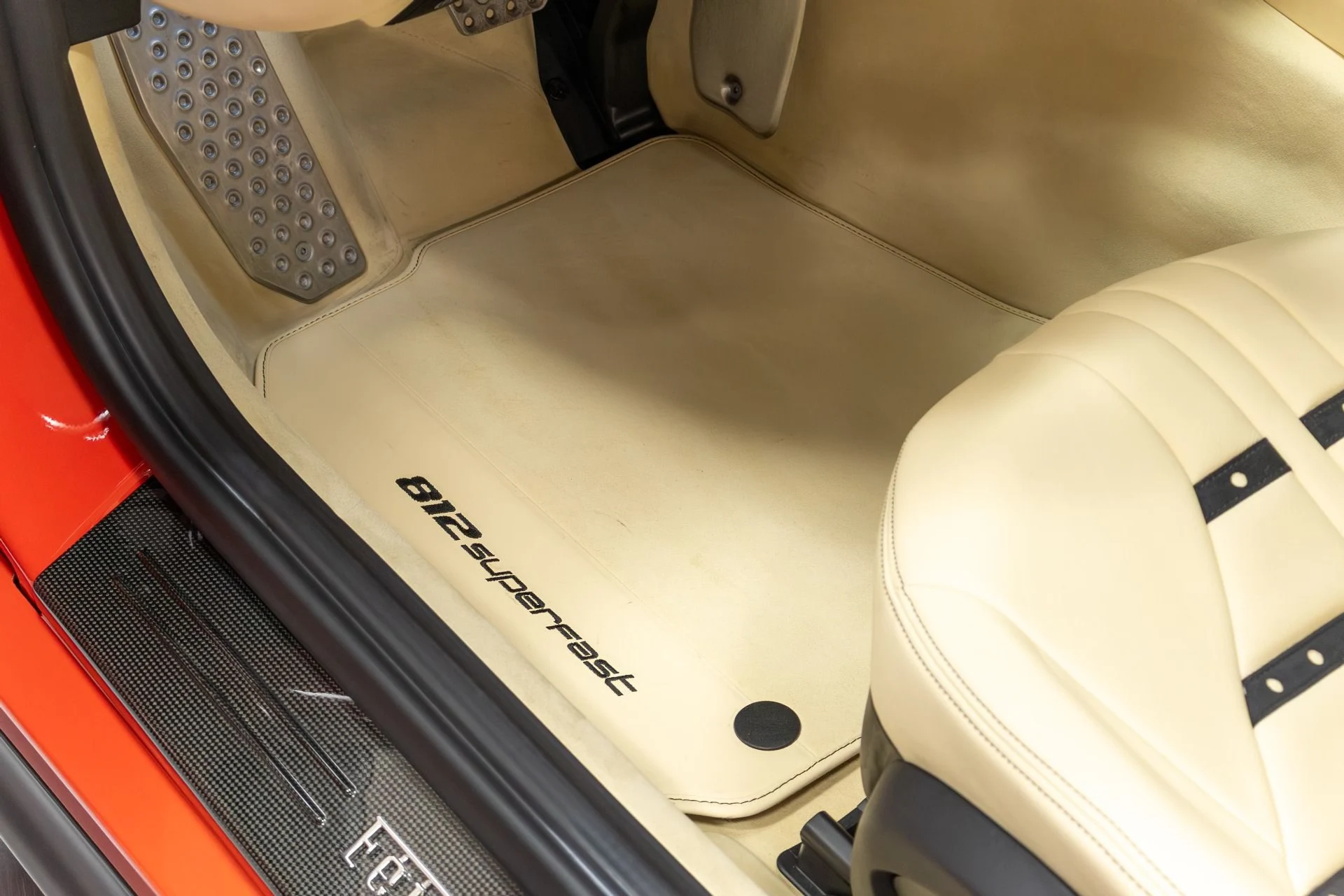 mph074_1987780438_Used_2018_Ferrari_812_Superfast_1763480061_e24d06bfa1