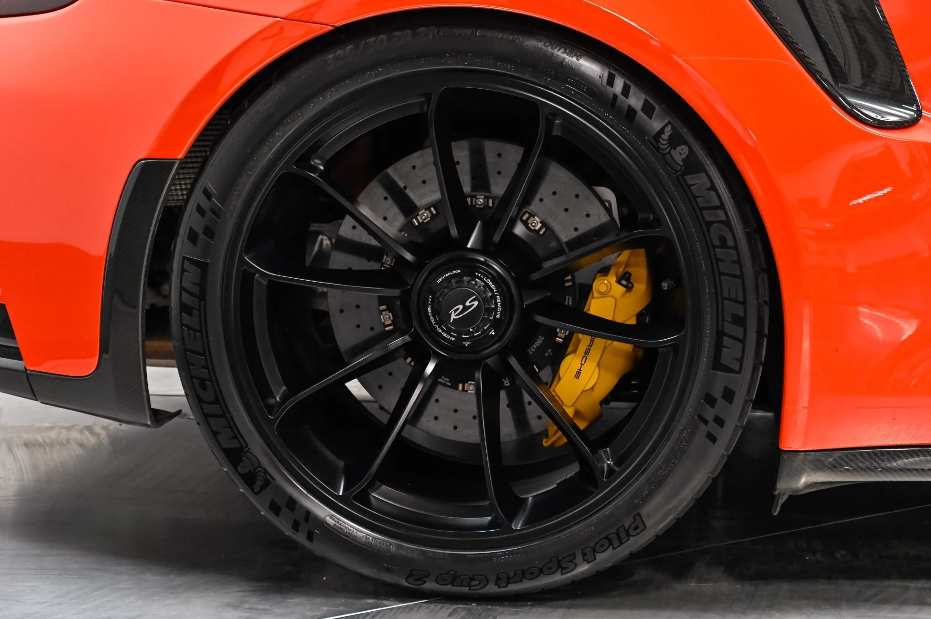 mph074_2098459178_Used_2016_Porsche_911_GT_3_RS_1788412421_a08229ff63