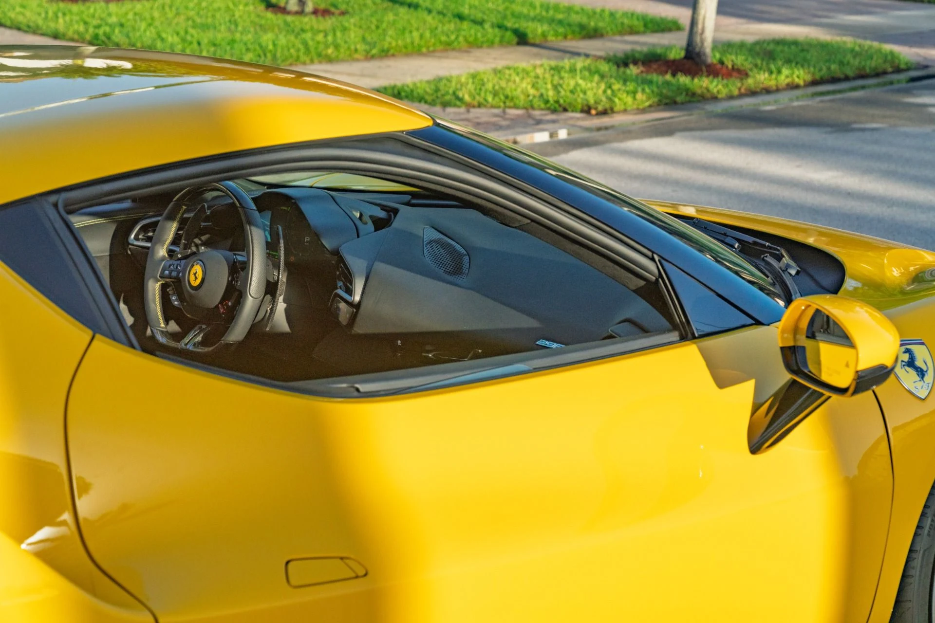 mph074_2135379402_Used_2025_Ferrari_296_GTB_1756227854_c8753f65e4