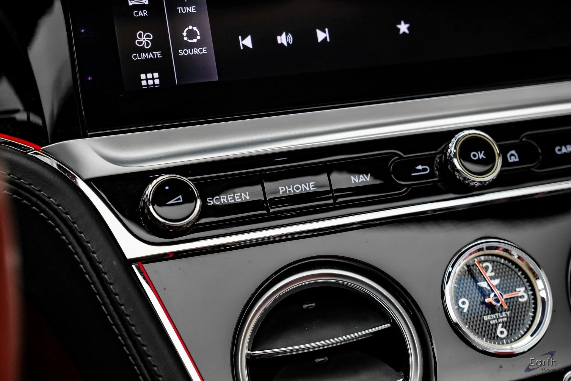 mph074_215710606_8098efdcc9189f04a486052180c3ae2cx_4bc53e7364