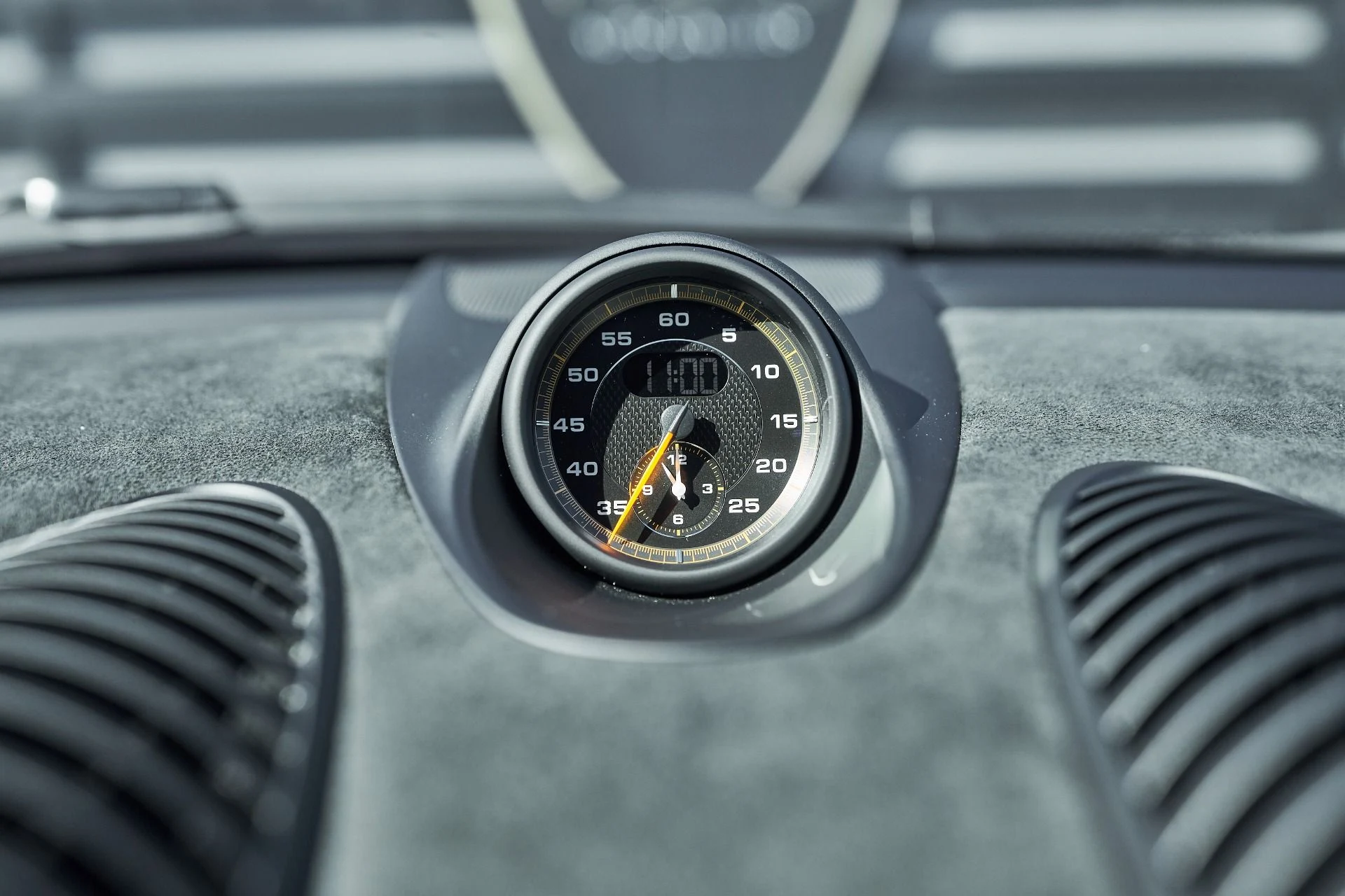 mph074_2177279674_Used_2023_Porsche_718_Cayman_GT_4_RS_1760748989_ac15391507