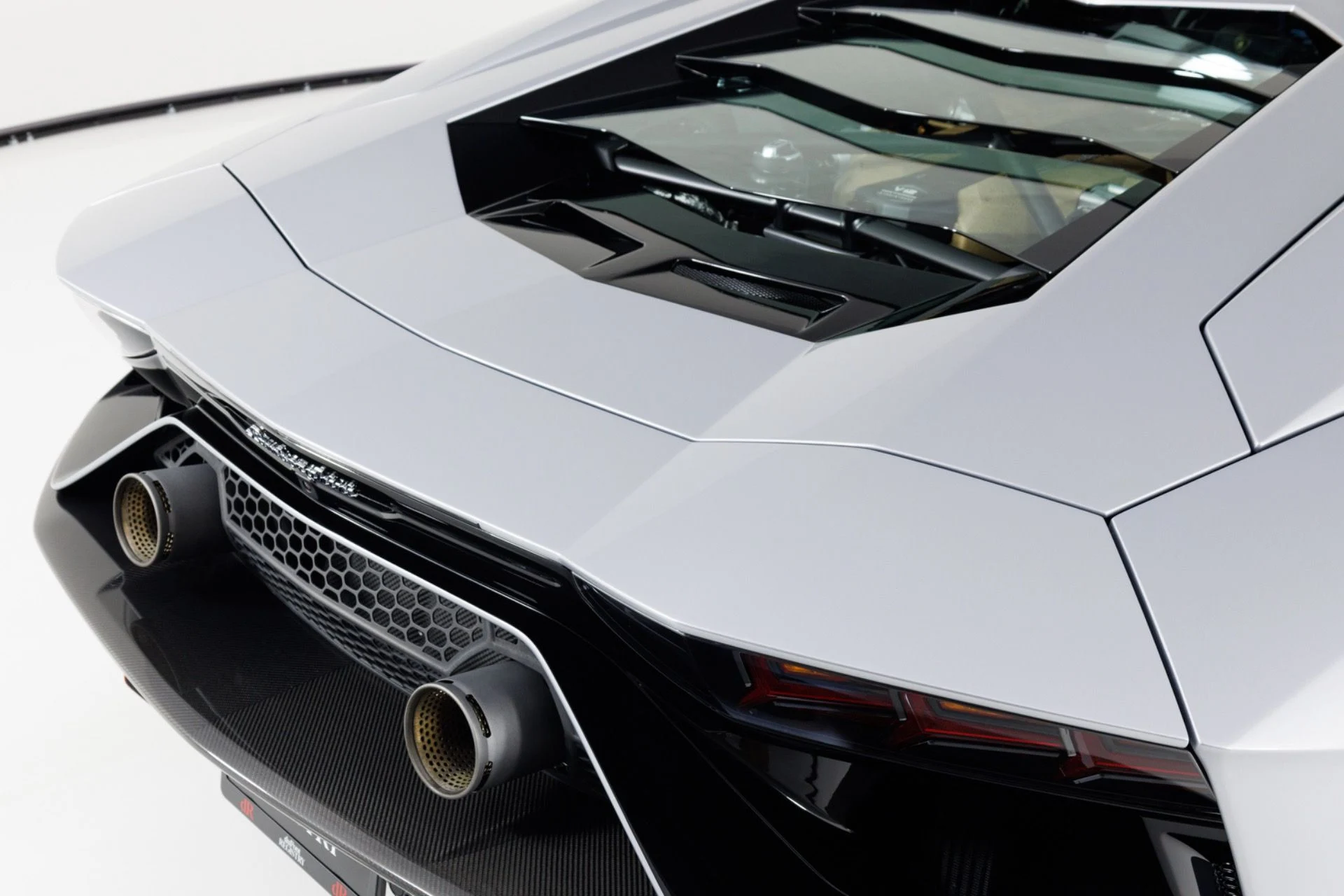 mph074_2218471709_Used_2022_Lamborghini_Aventador_LP_780_4_Ultimae_1784925966_041f774880