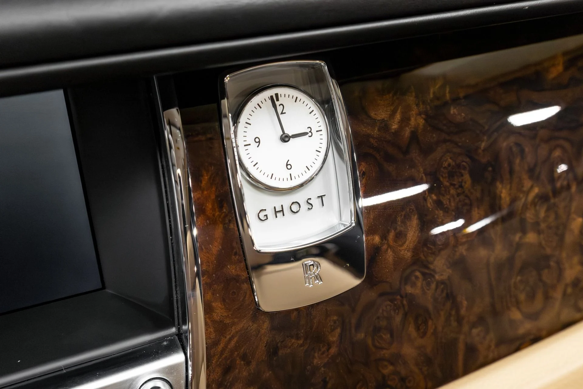 mph074_2251791414_Used_2011_Rolls_Royce_Ghost_1771348774_522c4c6819