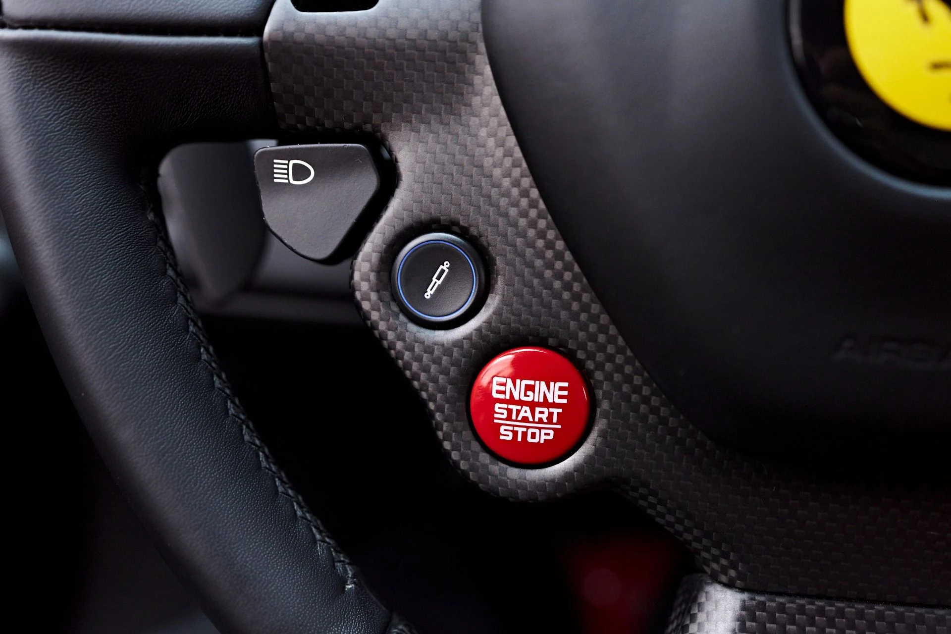 mph074_2353675446_Used_2020_Ferrari_488_Pista_Base_1749062519_14ec691f8f