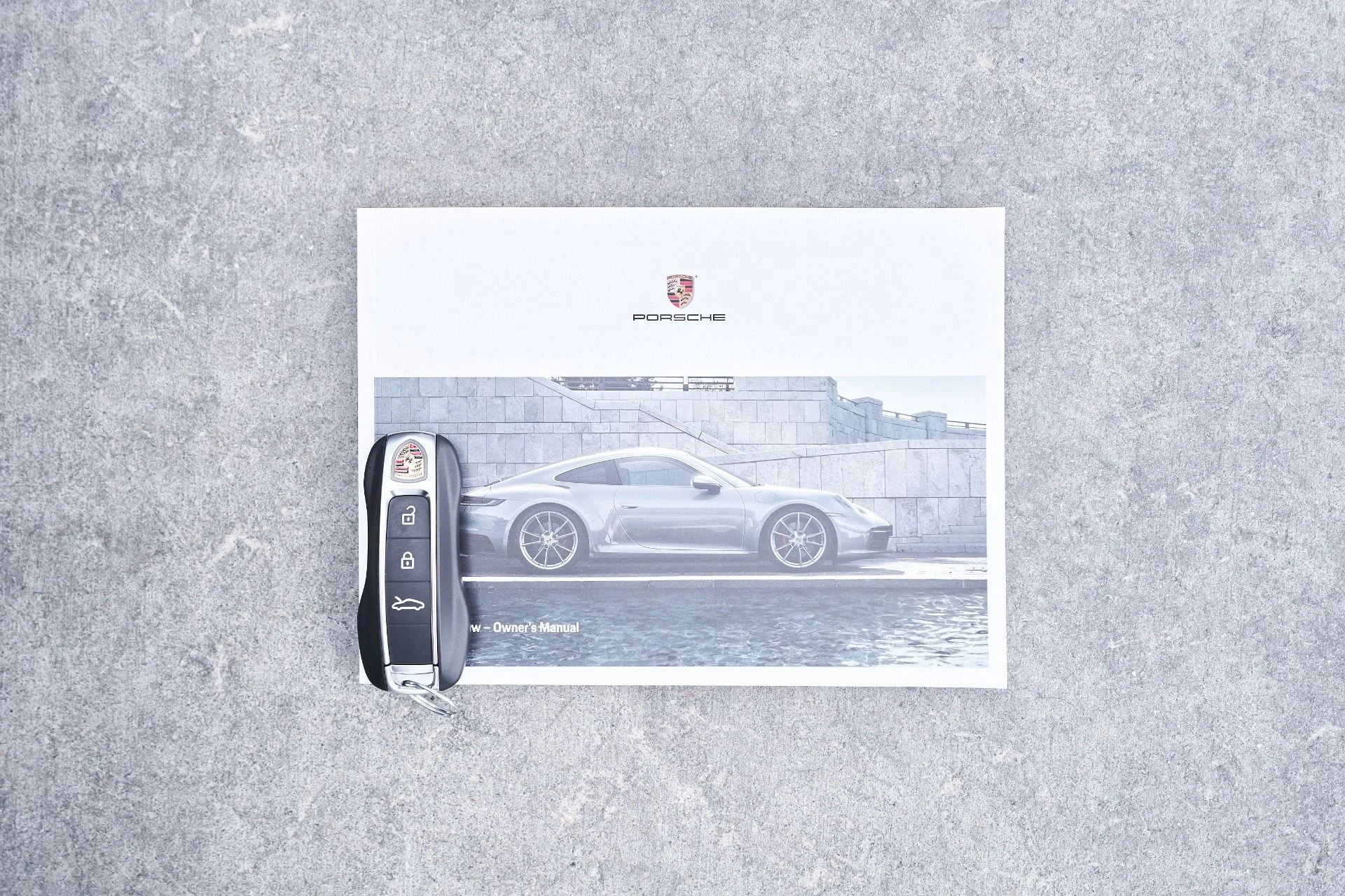 mph074_2416212634_Used_2024_Porsche_911_Targa_4_GTS_1760491670_05b2f2d01a