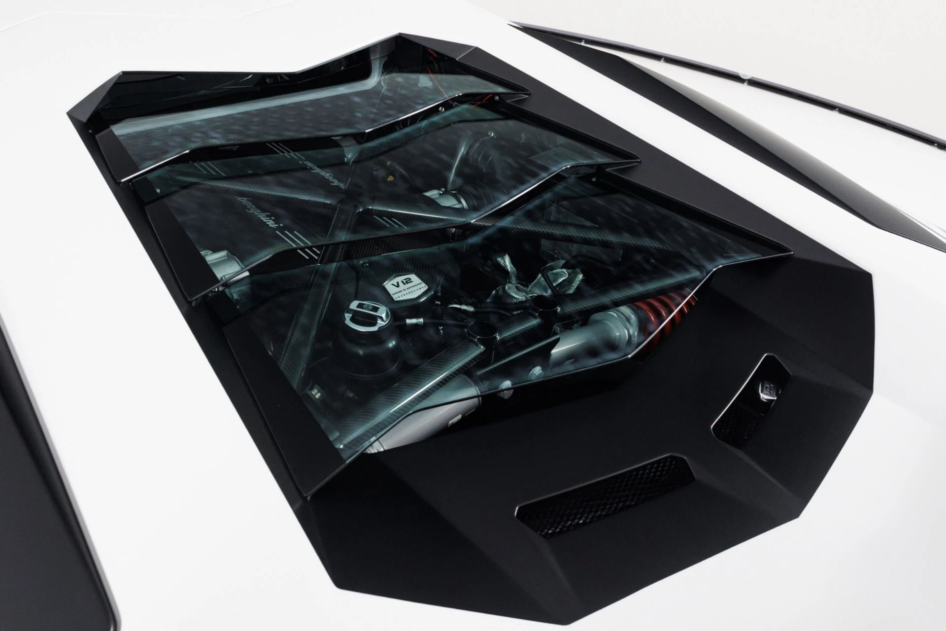 mph074_2492442674_Used_2016_Lamborghini_Aventador_LP_750_4_Superveloce_1779992498_5f7da9af14