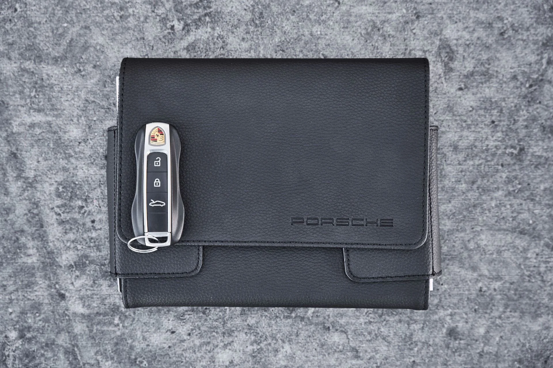 mph074_2503248997_Used_2021_Porsche_911_Turbo_S_1780422560_273de4c567
