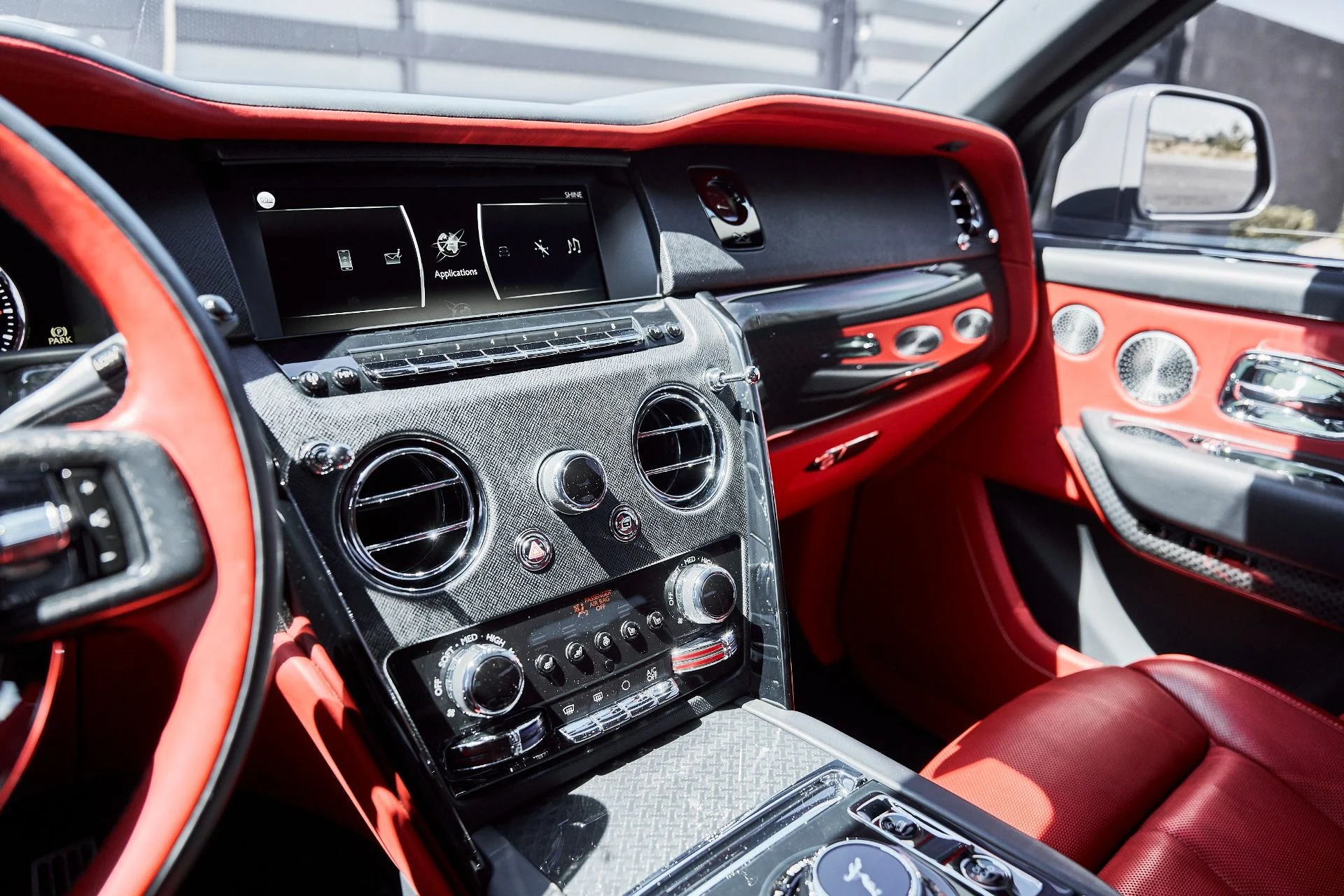 mph074_2633631341_Used_2024_Rolls_Royce_Cullinan_Black_Badge_1775871075_f9213b5967