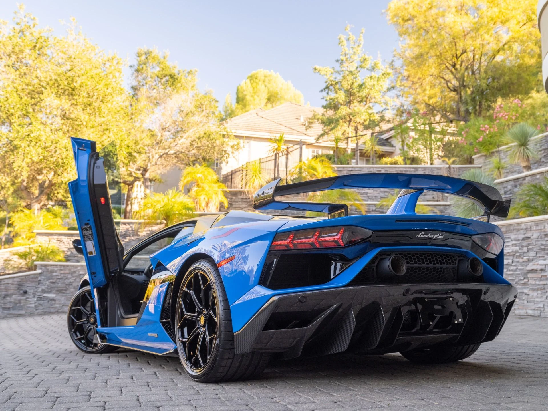 mph074_2671793660_Used_2020_Lamborghini_Aventador_LP_770_4_SVJ_1785437954_36671d7d65