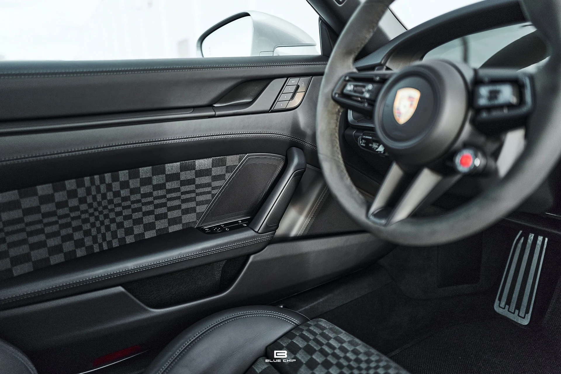 mph074_2675772040_69b180cb18383e276651d17f_L1190266_e77107cb66