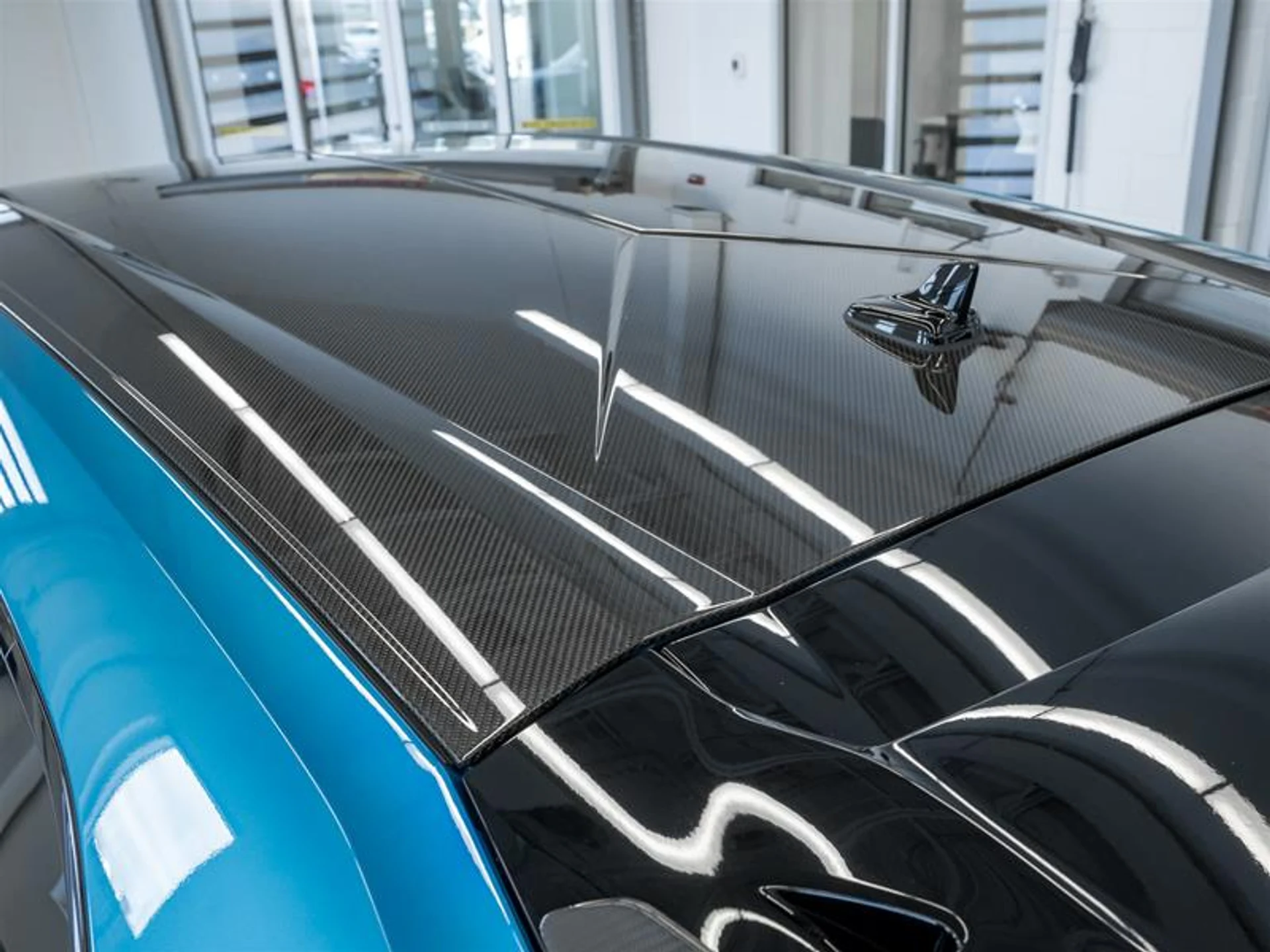 mph074_2677098295_11790389_1607586250_448f7cc82a