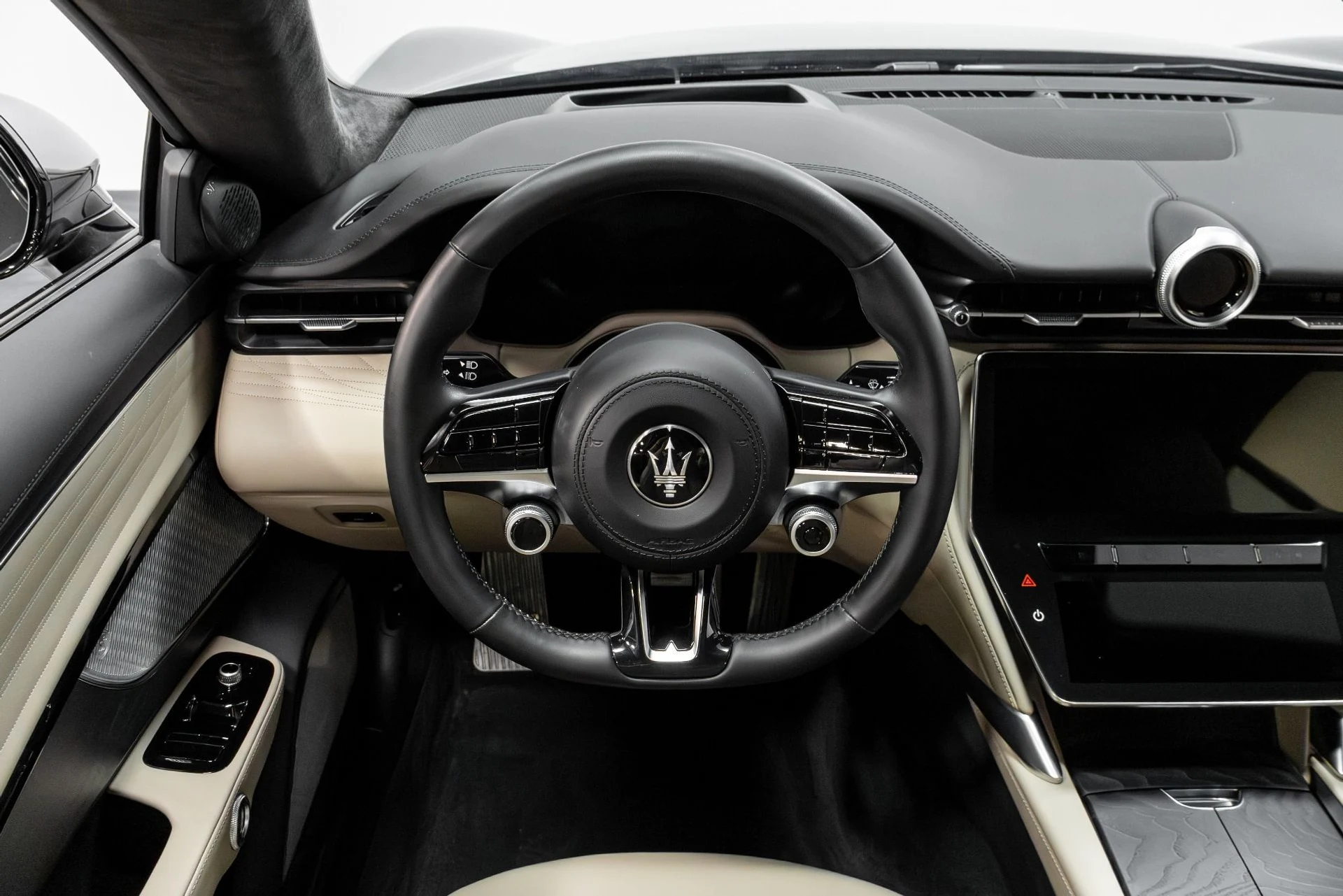 mph074_2679160795_Used_2024_Maserati_Gran_Turismo_Modena_1769640081_2d9e26d8d1