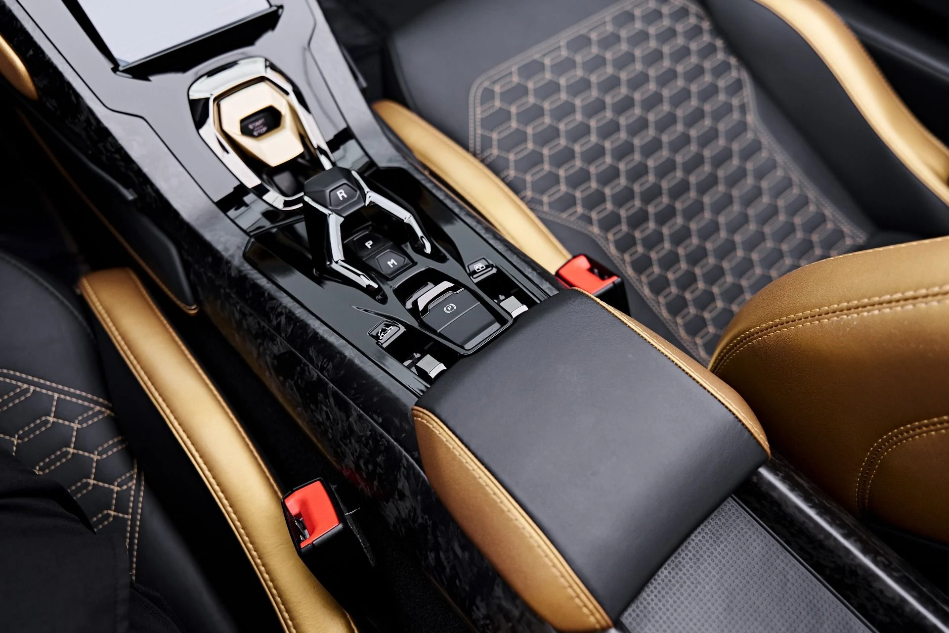 mph074_2688866535_Used_2022_Lamborghini_Huracan_EVO_Base_1791315989_8b6da838f4