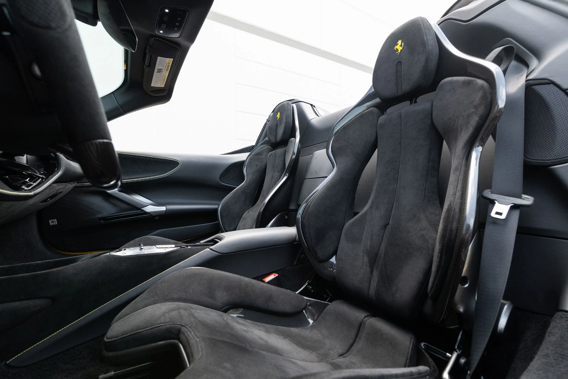 mph074_2709598142_Used_2025_Ferrari_SF_90_Spider_1772646640_70b1deb380