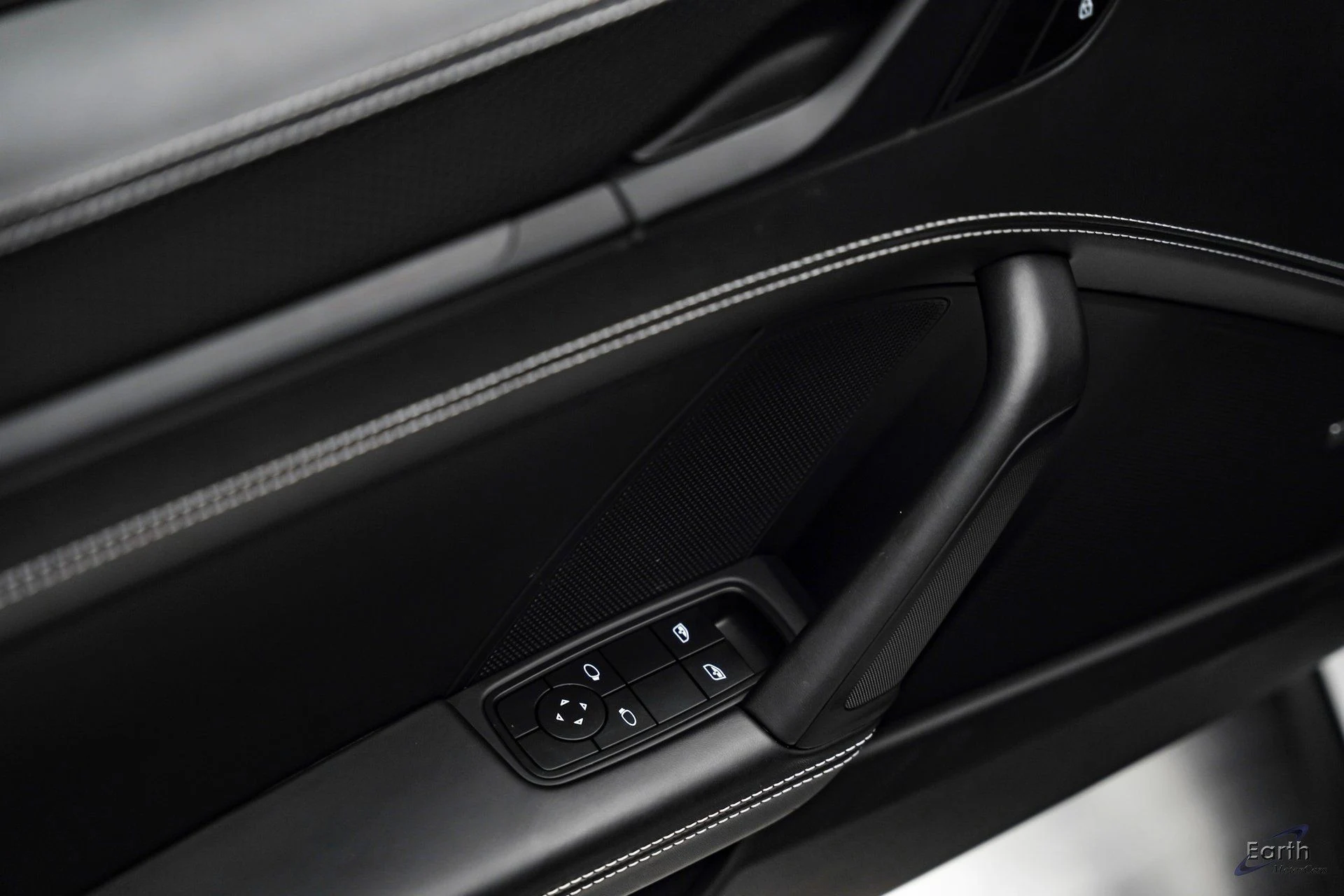 mph074_2711301404_f6d915787bc380ad59b71709ffc436d6x_27a70cf776