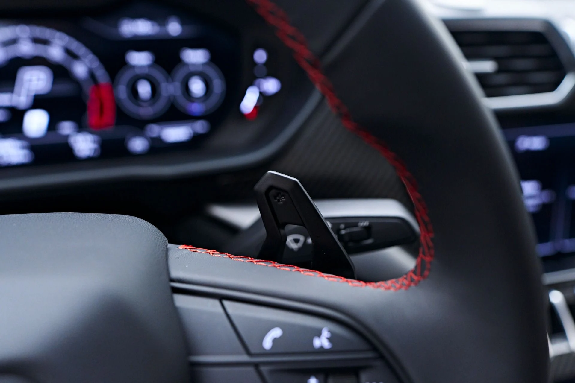 mph074_2745273556_Used_2024_Lamborghini_Urus_Performante_1751408326_df62e8b51d