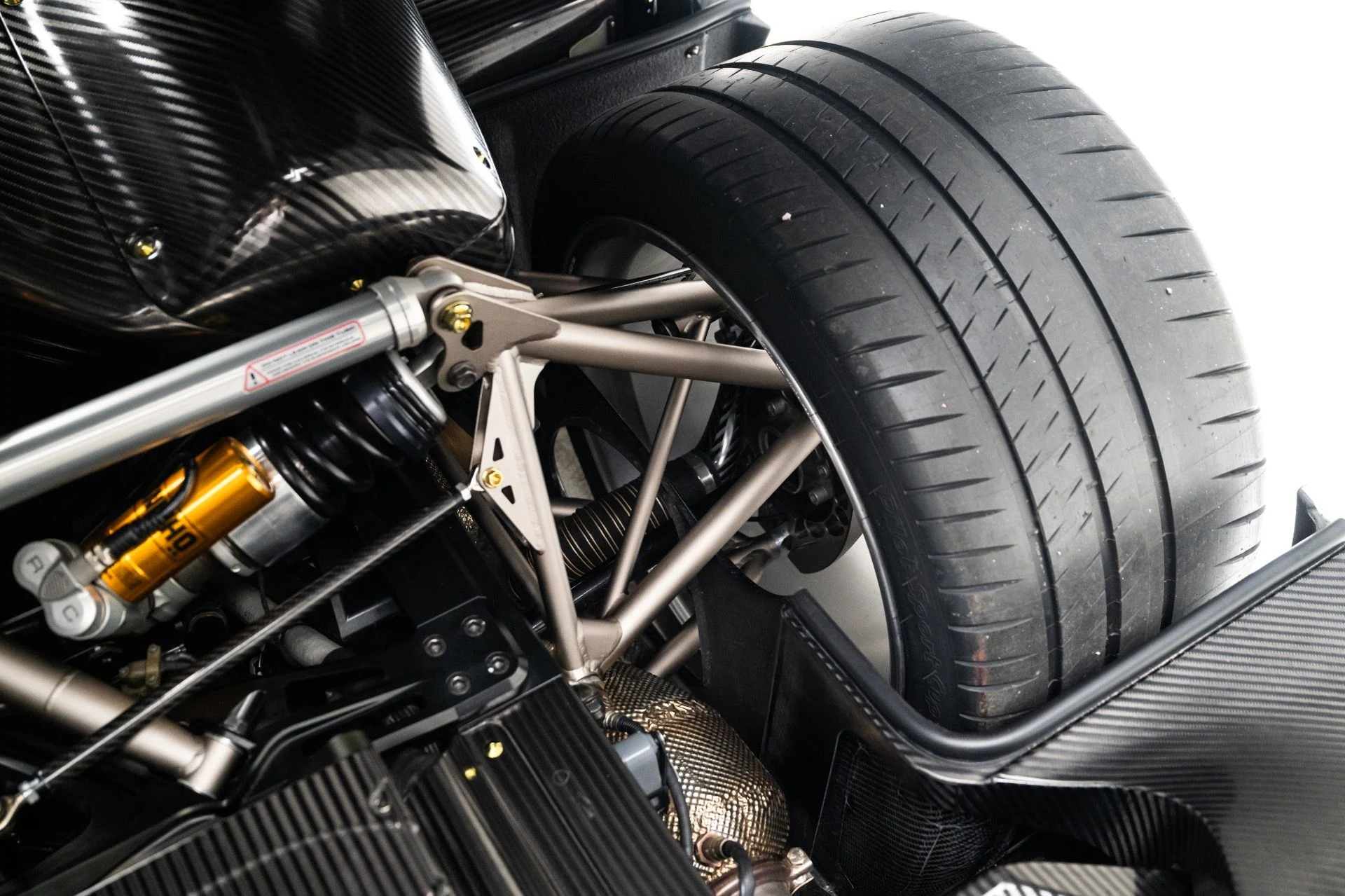 mph074_2764907915_13358_p75_l_d30863ec1d