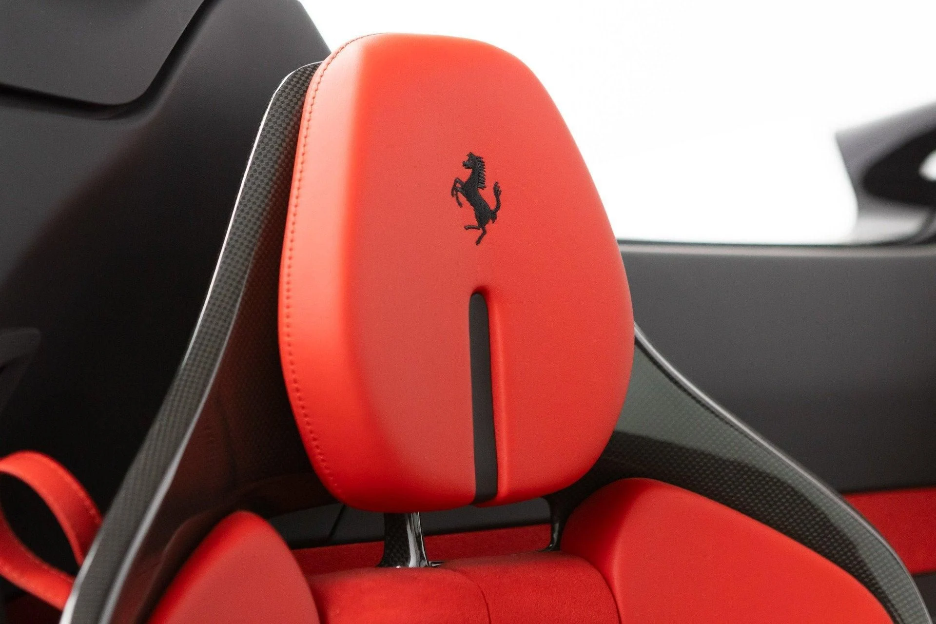 mph074_2806103023_Used_2022_Ferrari_SF_90_Spider_1777382791_ab9638e6ab