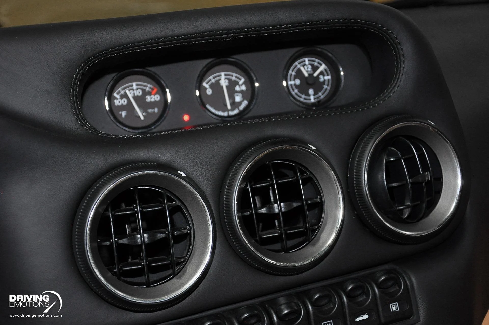 mph074_2850794899_284_p75_l_4cae9e0b0b