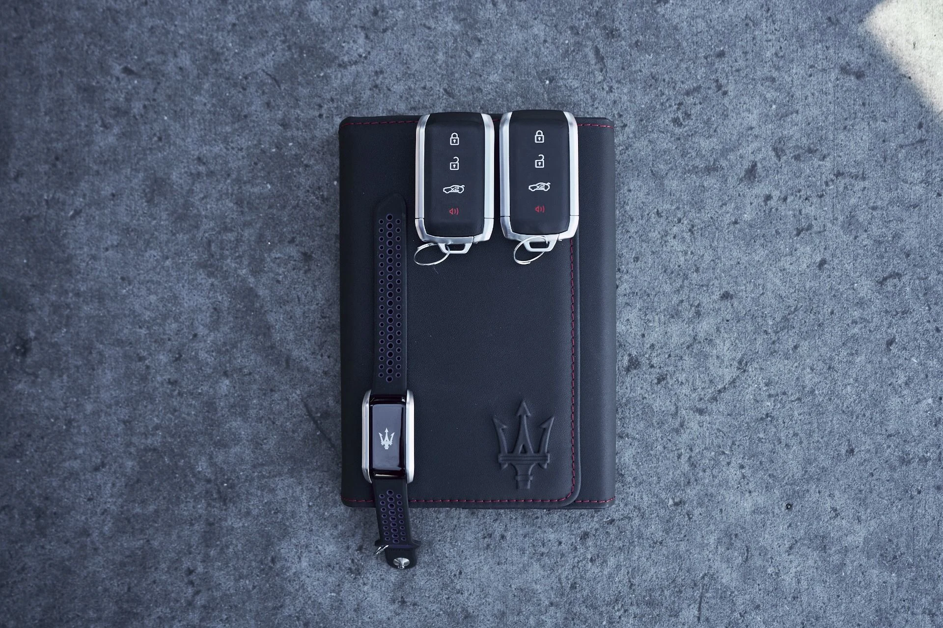 mph074_2939378277_Used_2024_Maserati_Gran_Turismo_Modena_1764124175_94de688dc5