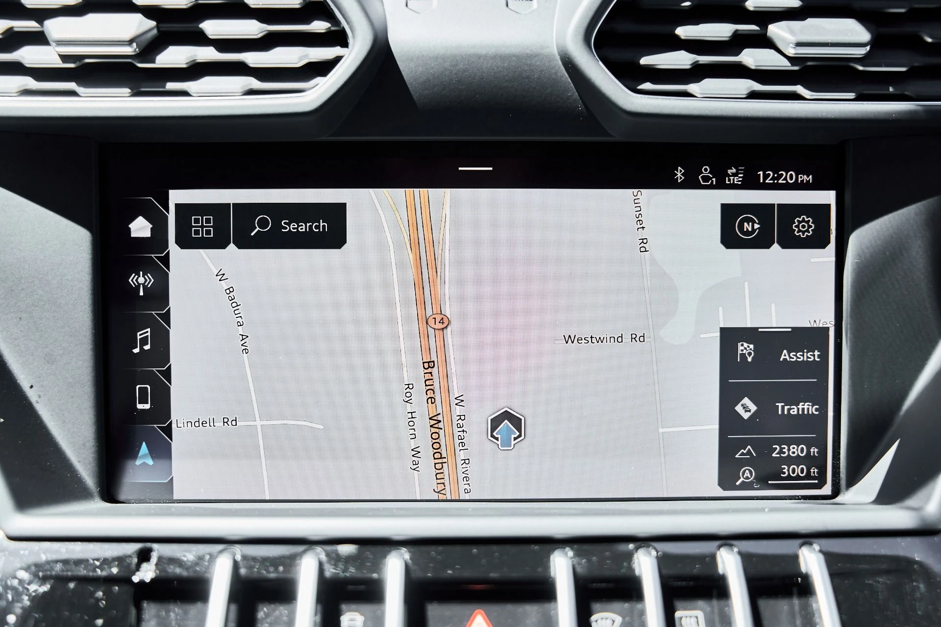 mph074_2961551764_Used_2019_Lamborghini_Urus_Base_1776301932_62fe757733