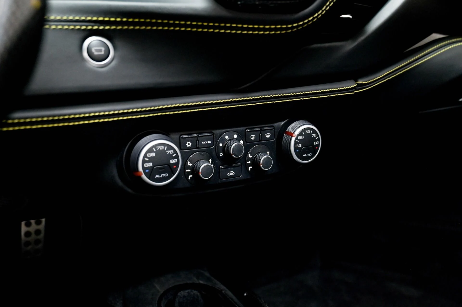 mph074_2984835010_Used_2017_Ferrari_488_Spider_1782250763_e262fb86e1