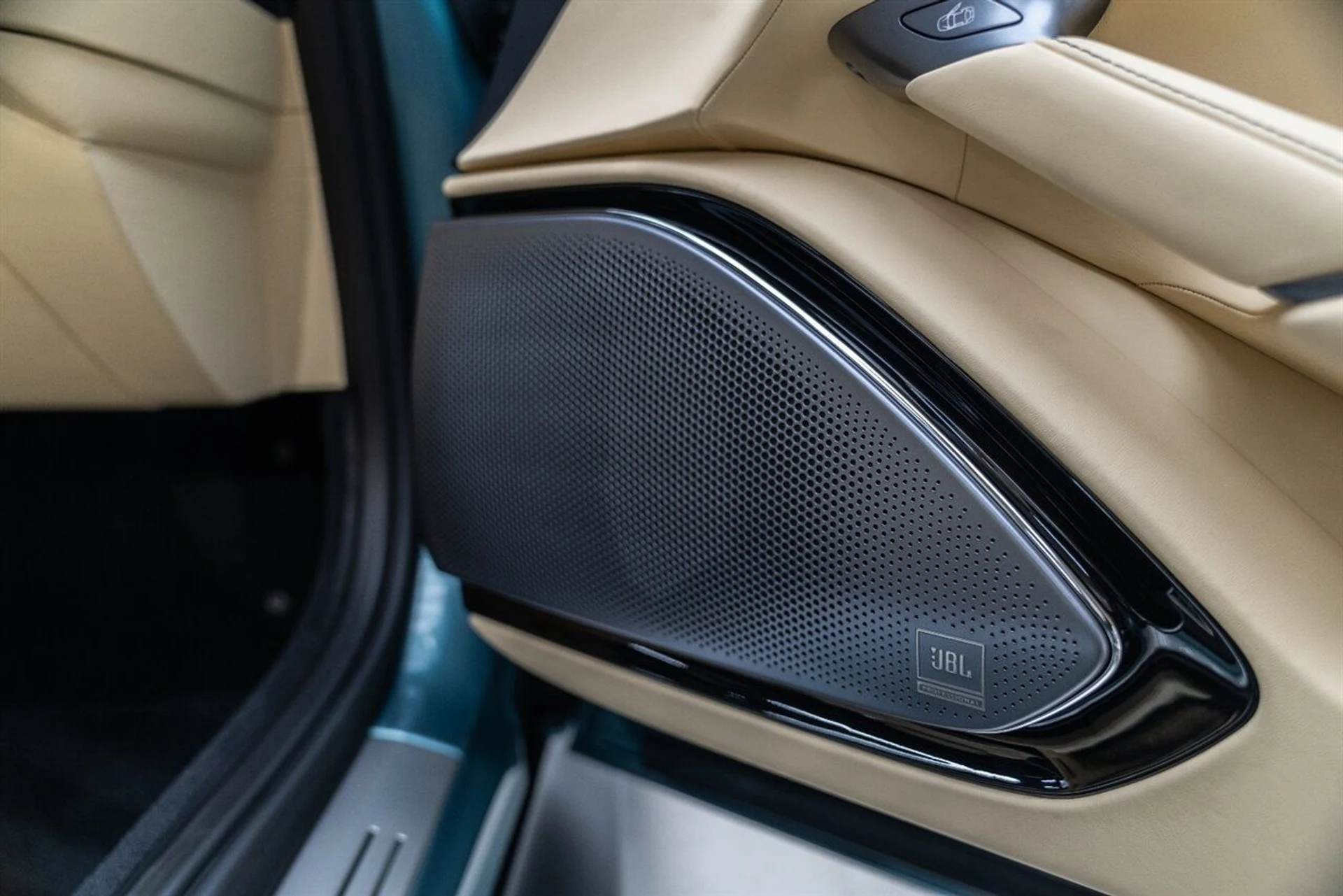 mph074_3029890923_9dd7e1b02f_1280_4c41240996