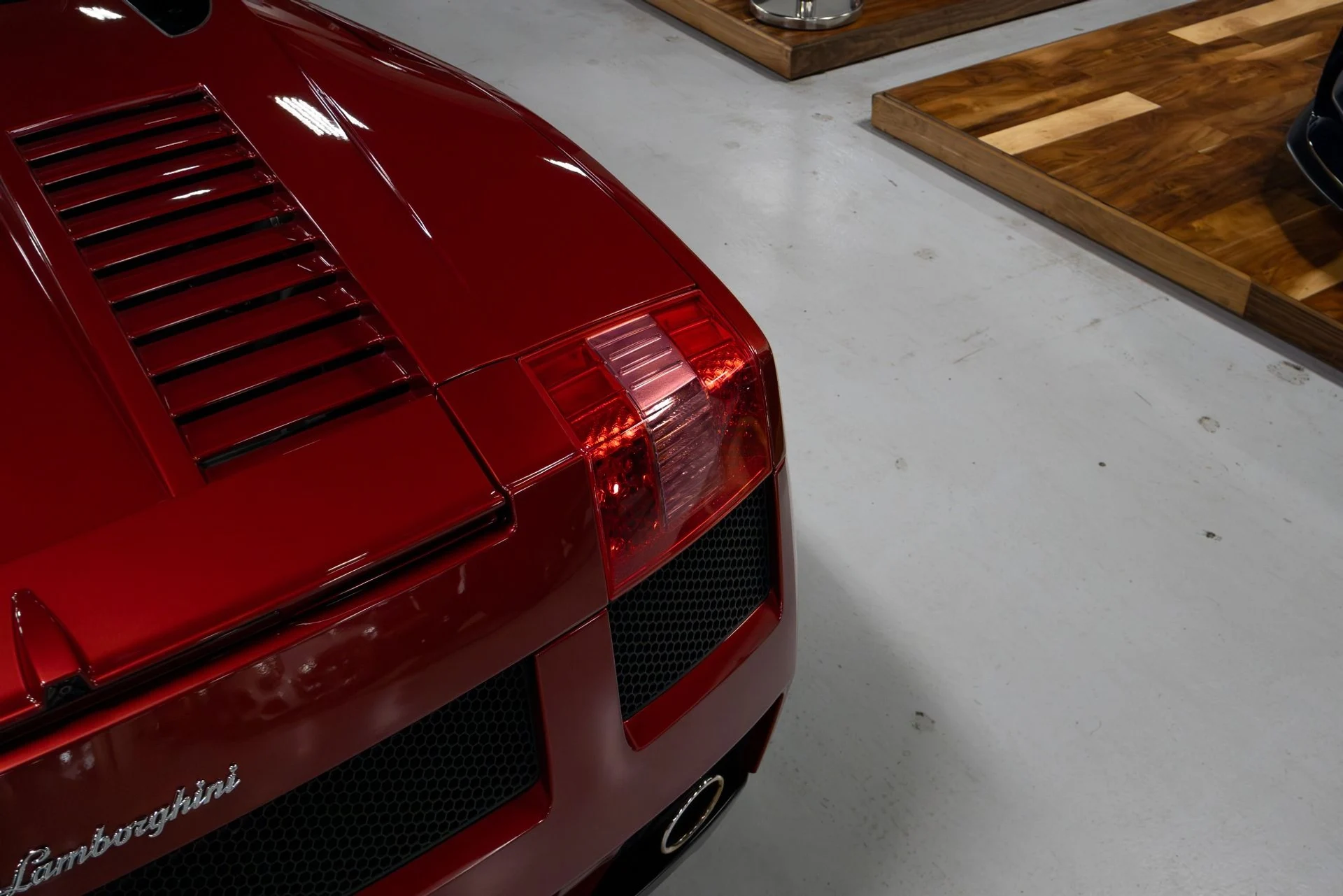 mph074_30335775_Used_2006_Lamborghini_Gallardo_Base_1761580616_44c753c1ab